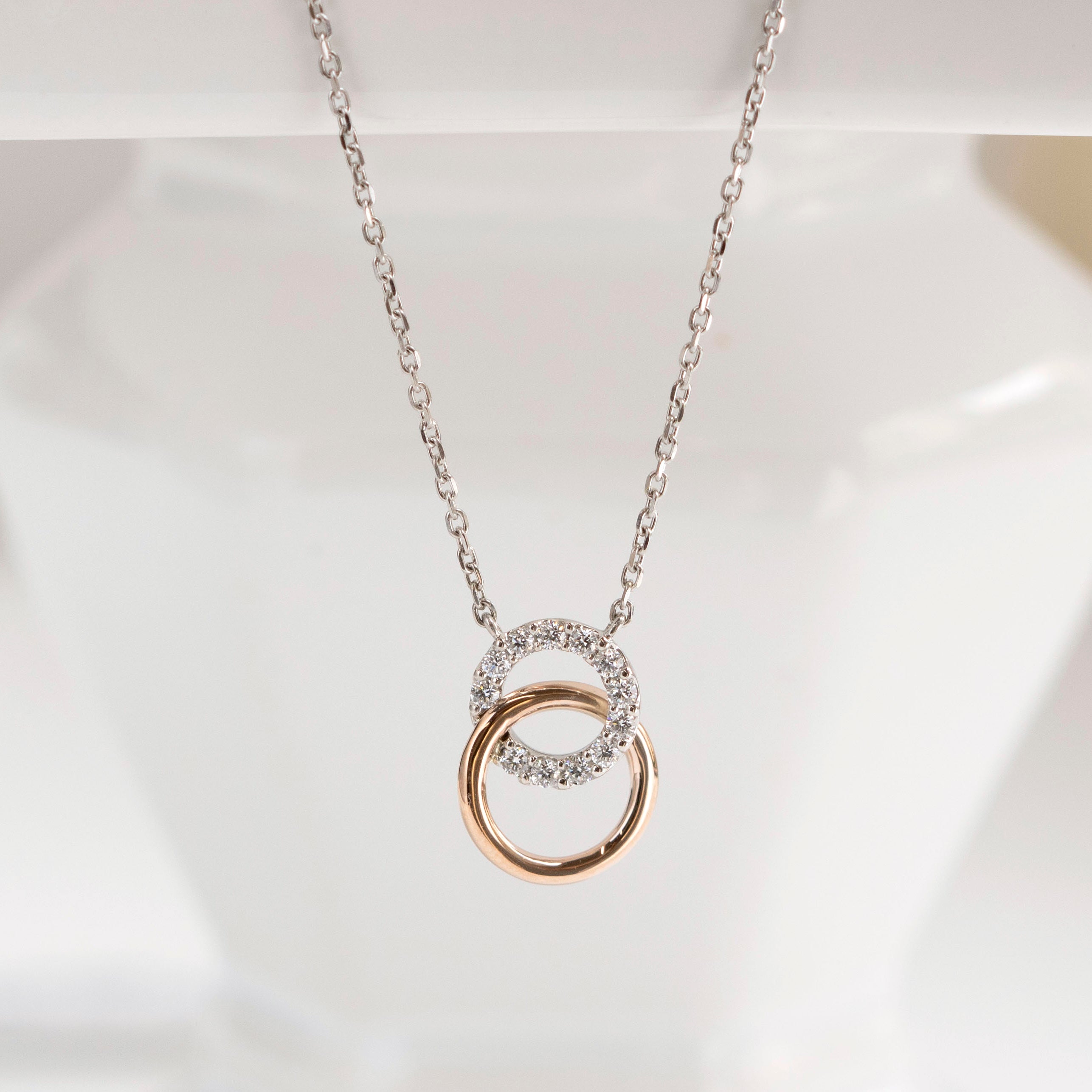 ダイヤモンド プラチナ/K18ネックレス(コンビカラー/4月誕生石)《25N01811》