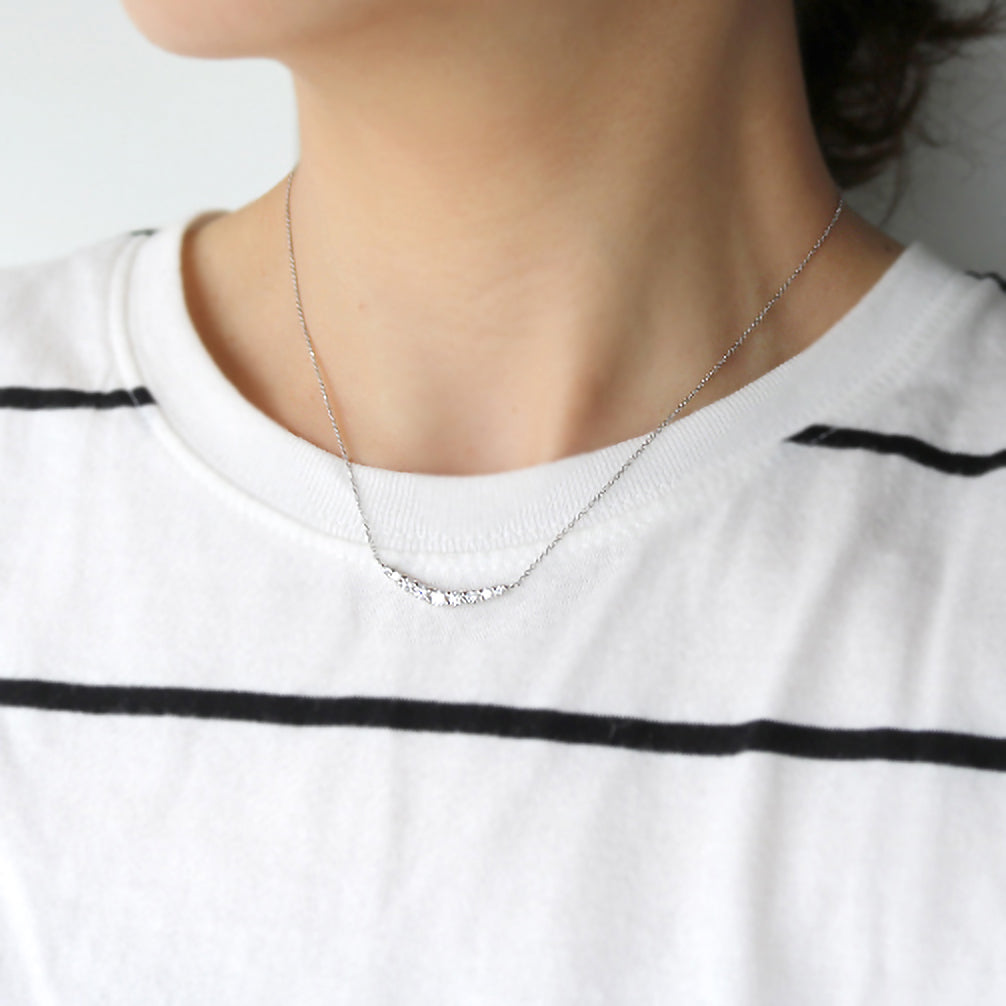 ダイヤモンド プラチナネックレス(4月誕生石/鑑別書付)《25N01904》