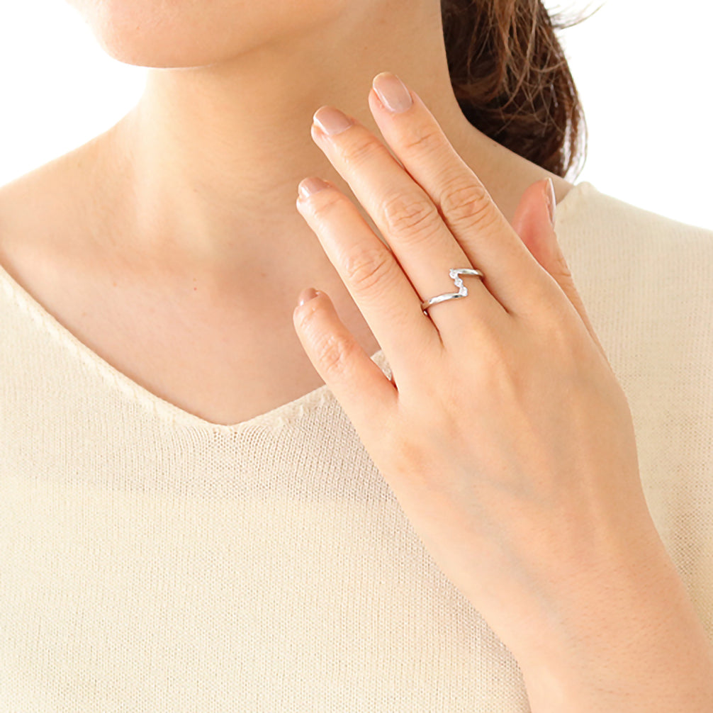 ダイヤモンド プラチナリング(4月誕生石)《25N01908》