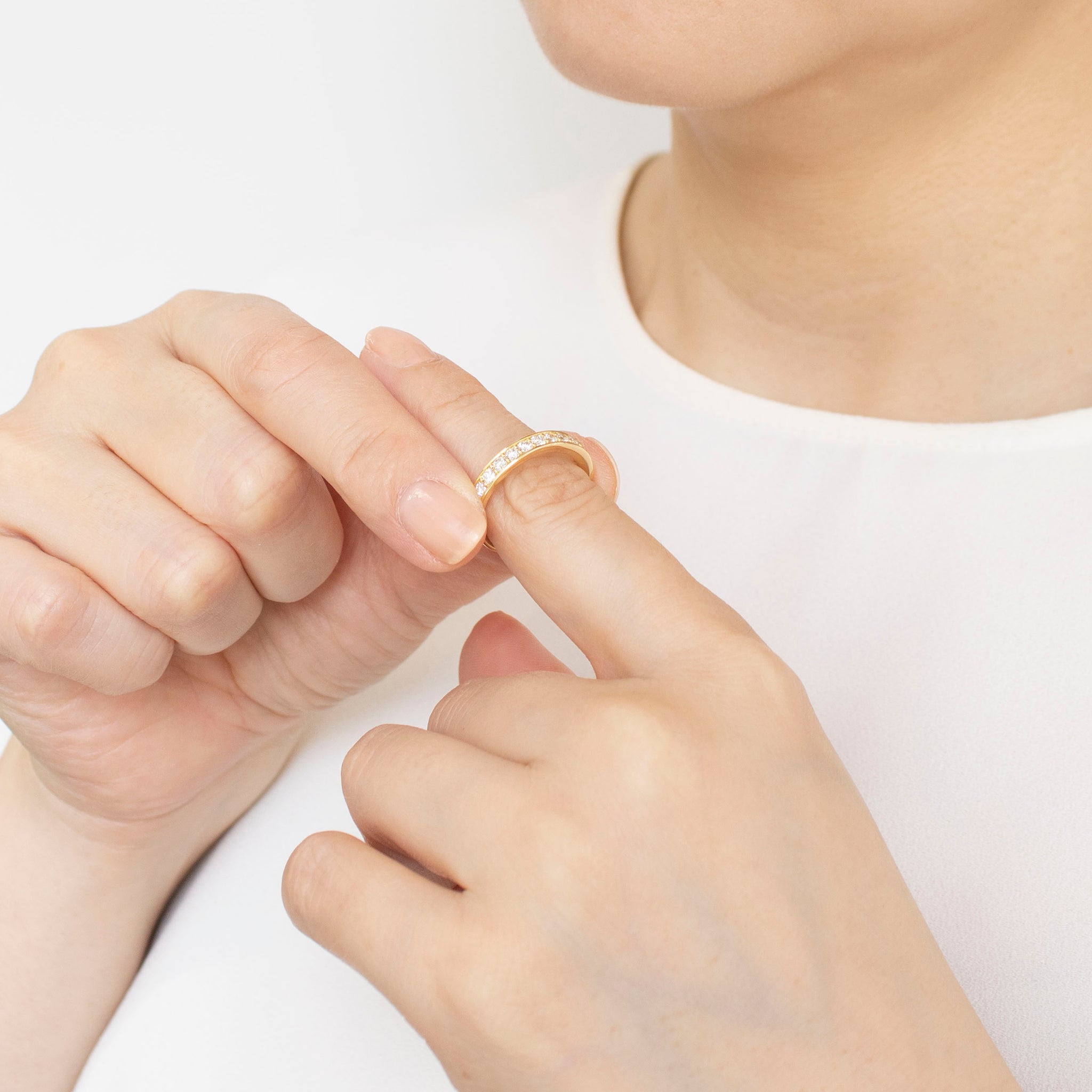 ダイヤモンド K18リング(計0.5カラット/ハーフエタニティ/4月誕生石/鑑別書付)《25N02001-YG》