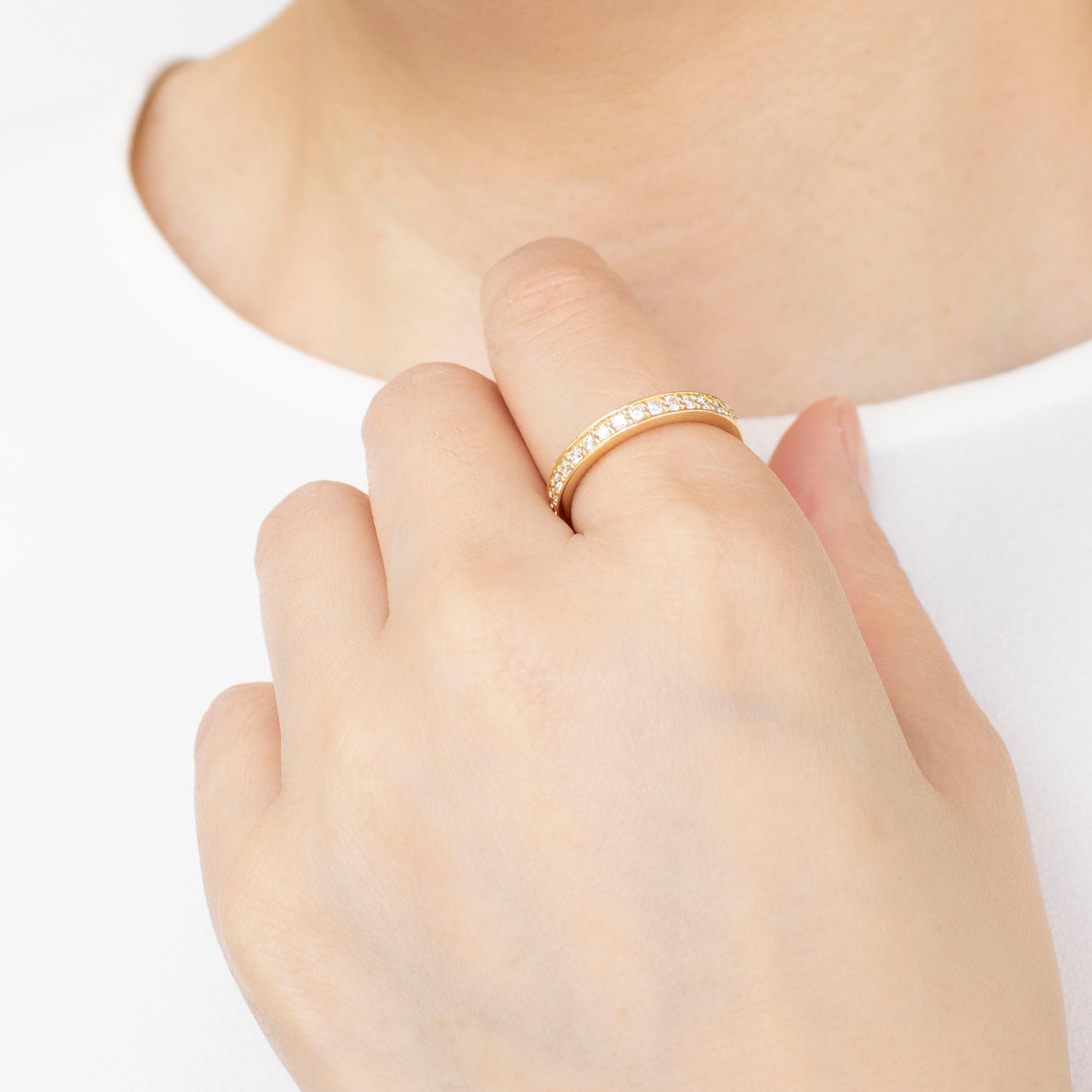 ダイヤモンド K18リング(計0.3カラット/ハーフエタニティ/4月誕生石/鑑別書付)《25N02002-YG》