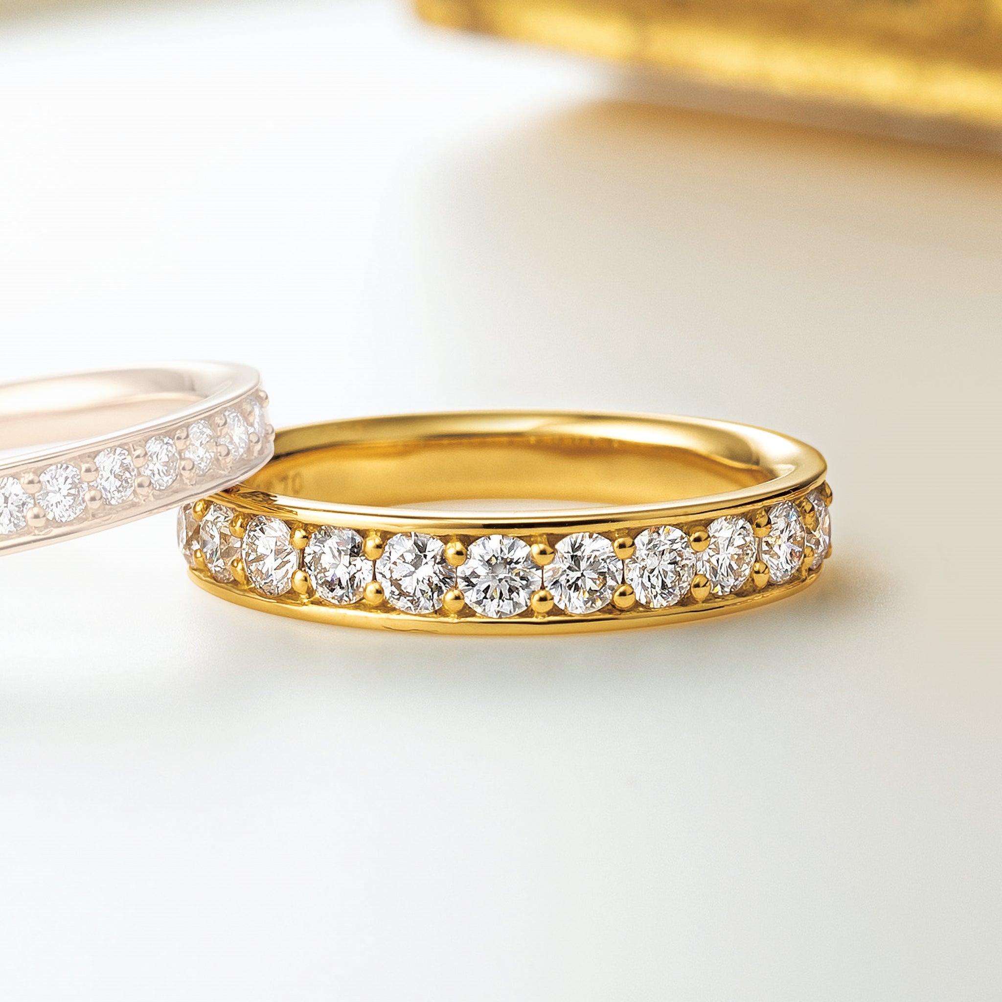 ダイヤモンド K18リング(計0.7カラット/ハーフエタニティ/4月誕生石/鑑別書付)《25N02003-YG》