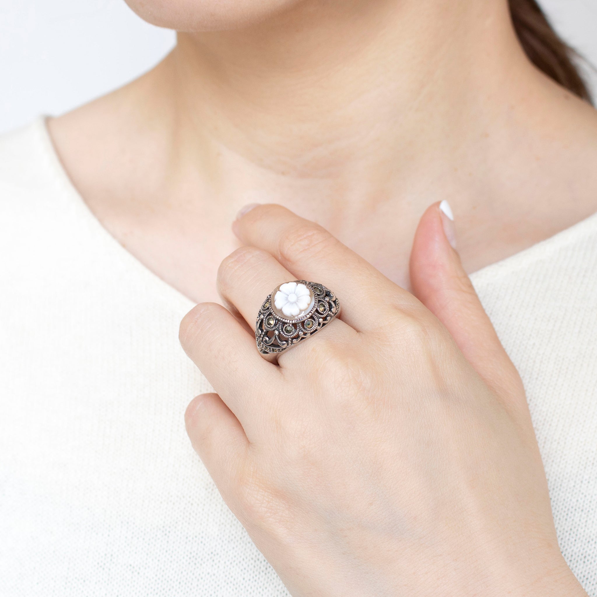 シェルカメオ/マルカジット シルバーリング《25N02101》