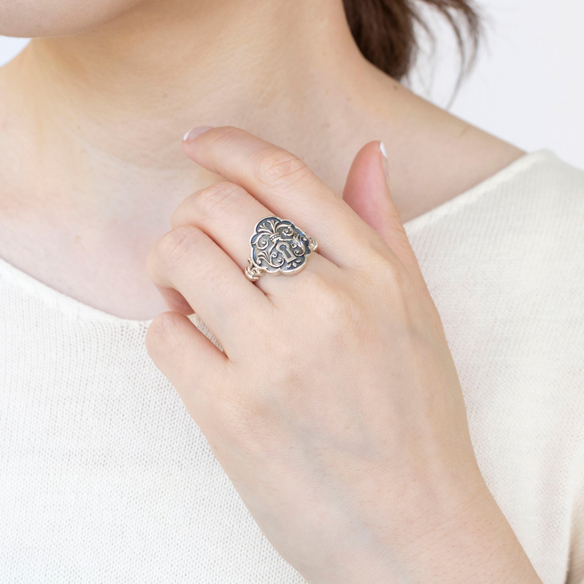 シルバーリング(パドロックモチーフ)《25N02103》