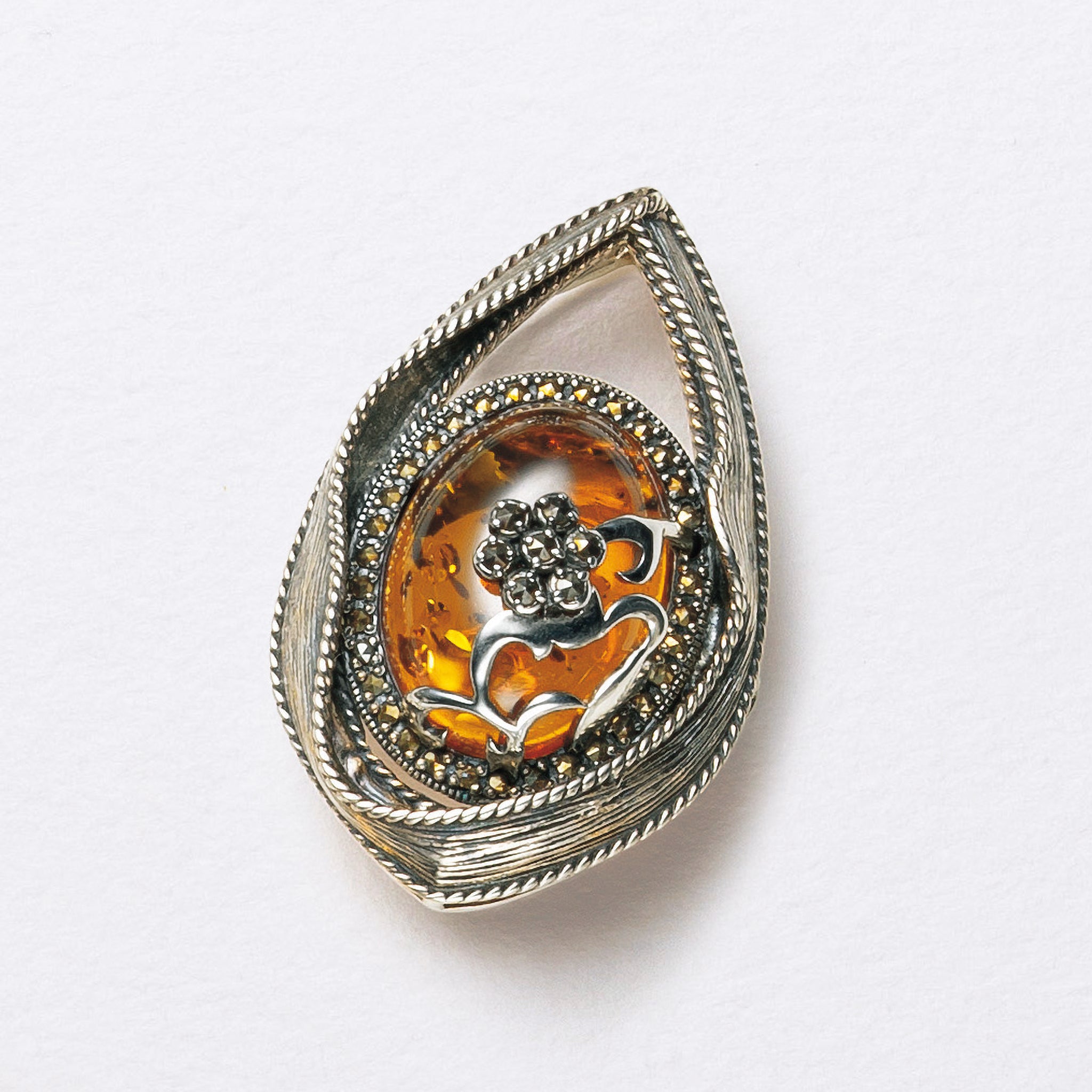 琥珀(こはく)/マルカジット シルバーブローチ兼ペンダントトップ《25N02107》