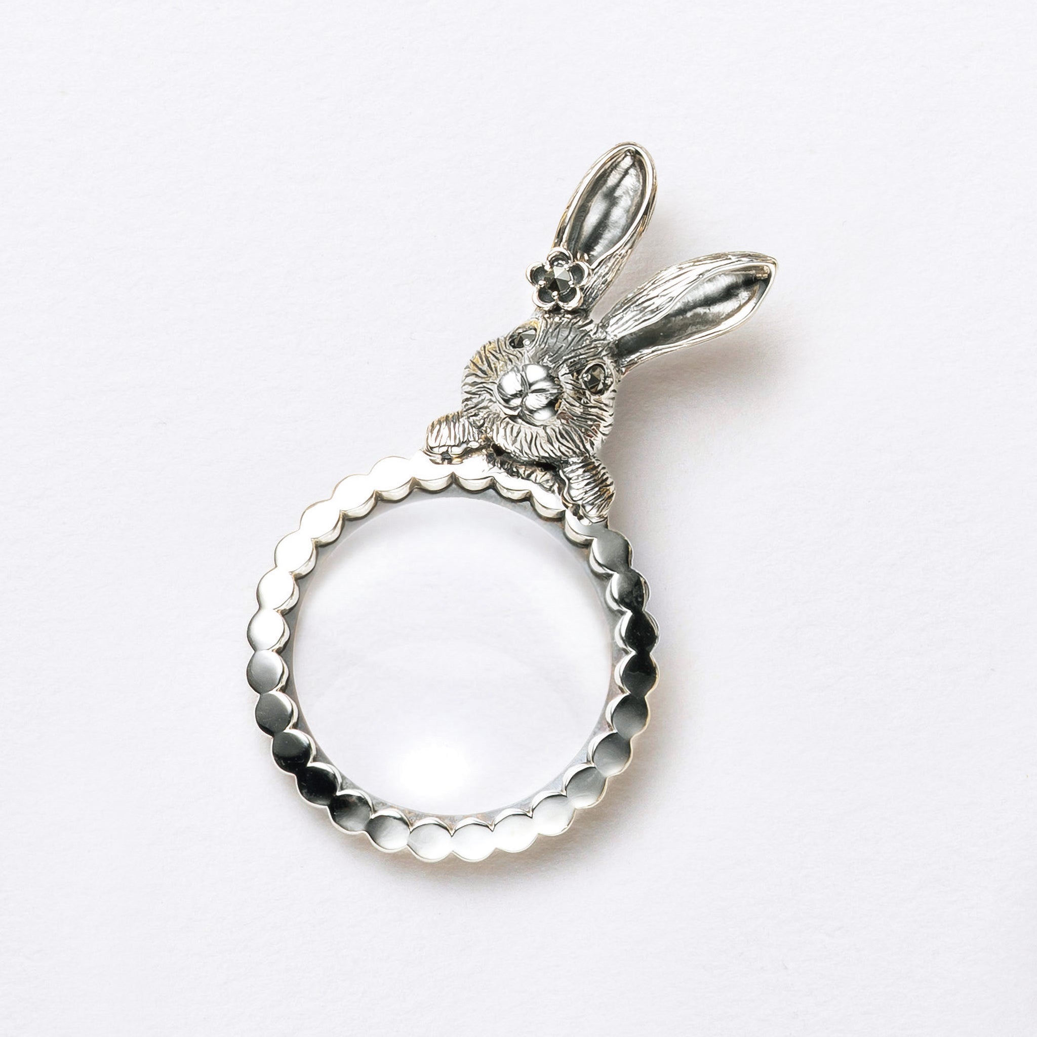 マルカジット シルバーペンダントトップ(ルーペ付き/ウサギモチーフ)《25N02109》