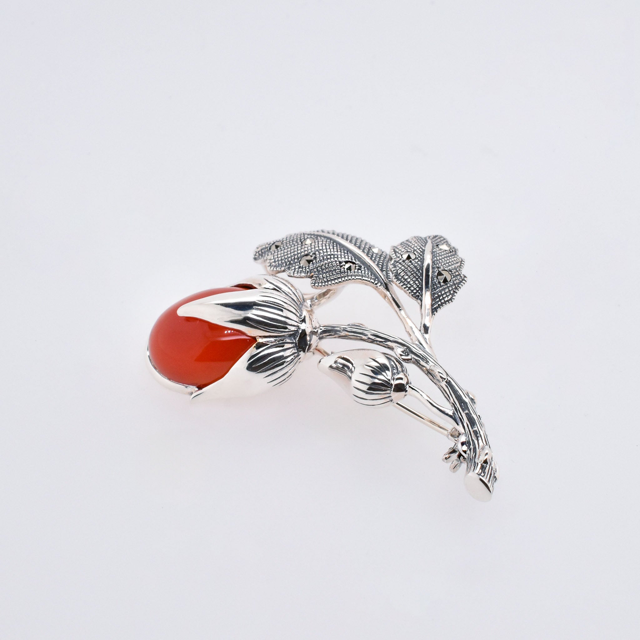 カーネリアン/マルカジット シルバーブローチ兼ペンダントトップ(木の実モチーフ)《25N02112》