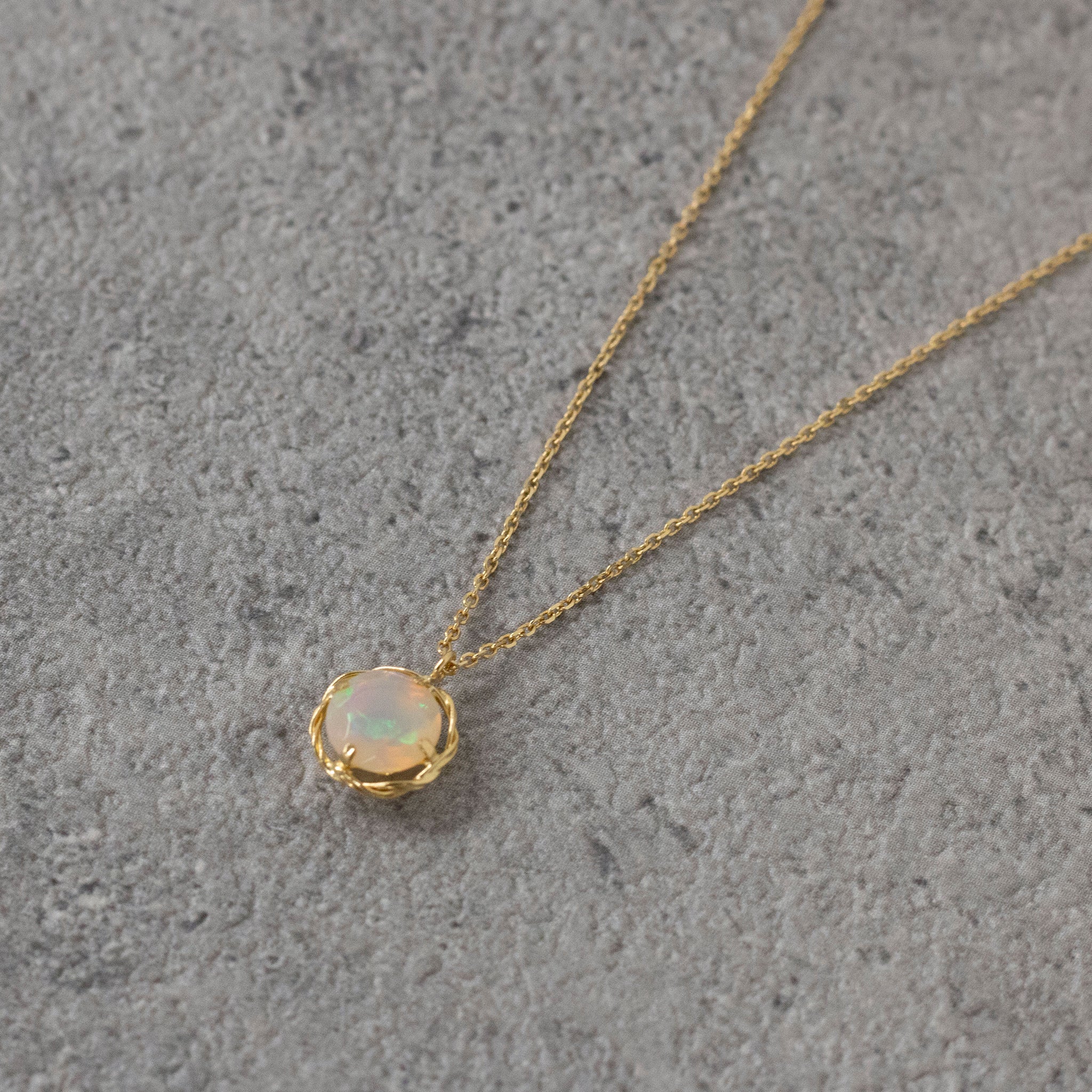 オパール K18ネックレス(10月誕生石)《25N02207》