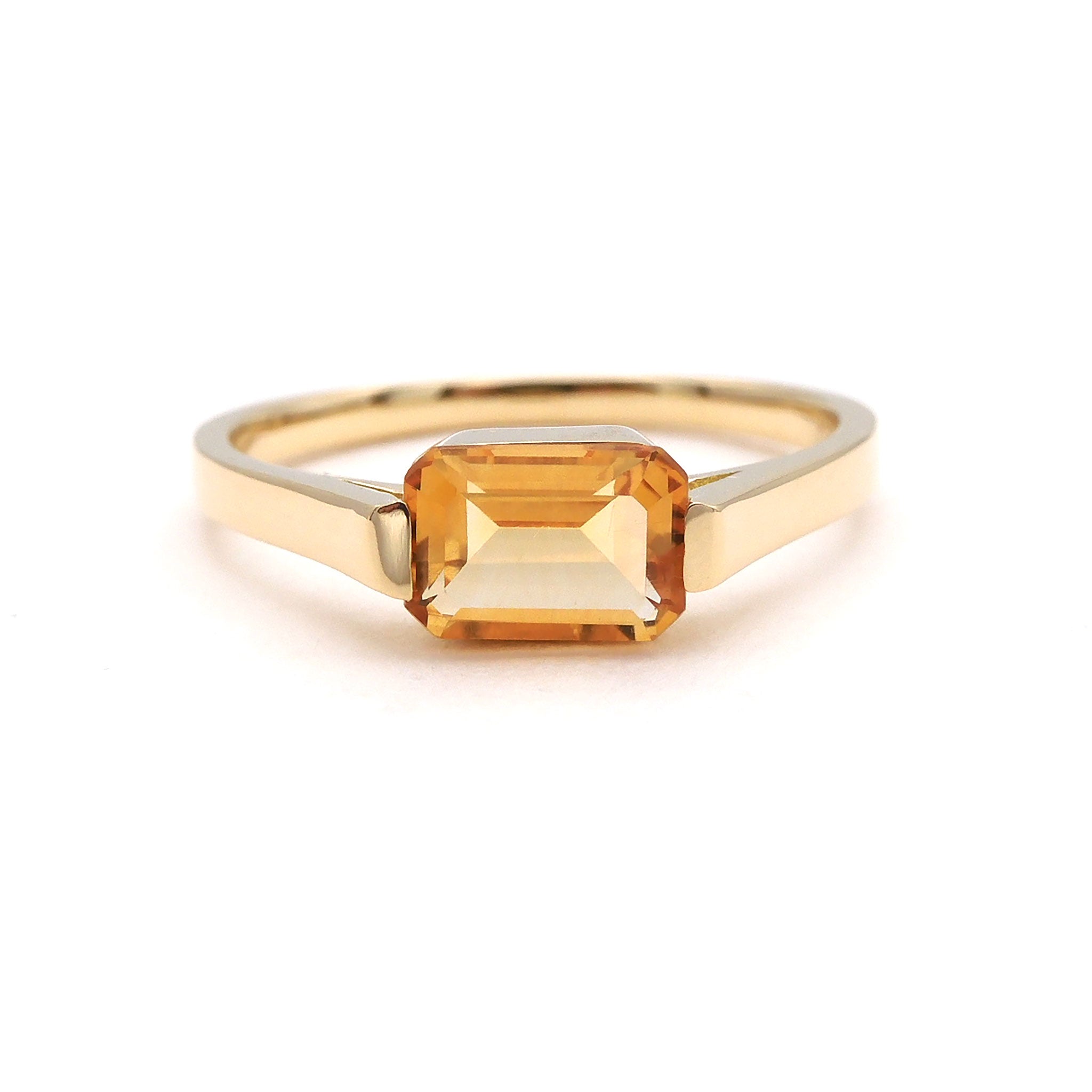 シトリン K18リング(エメラルドカット/11月誕生石)《25N02301》