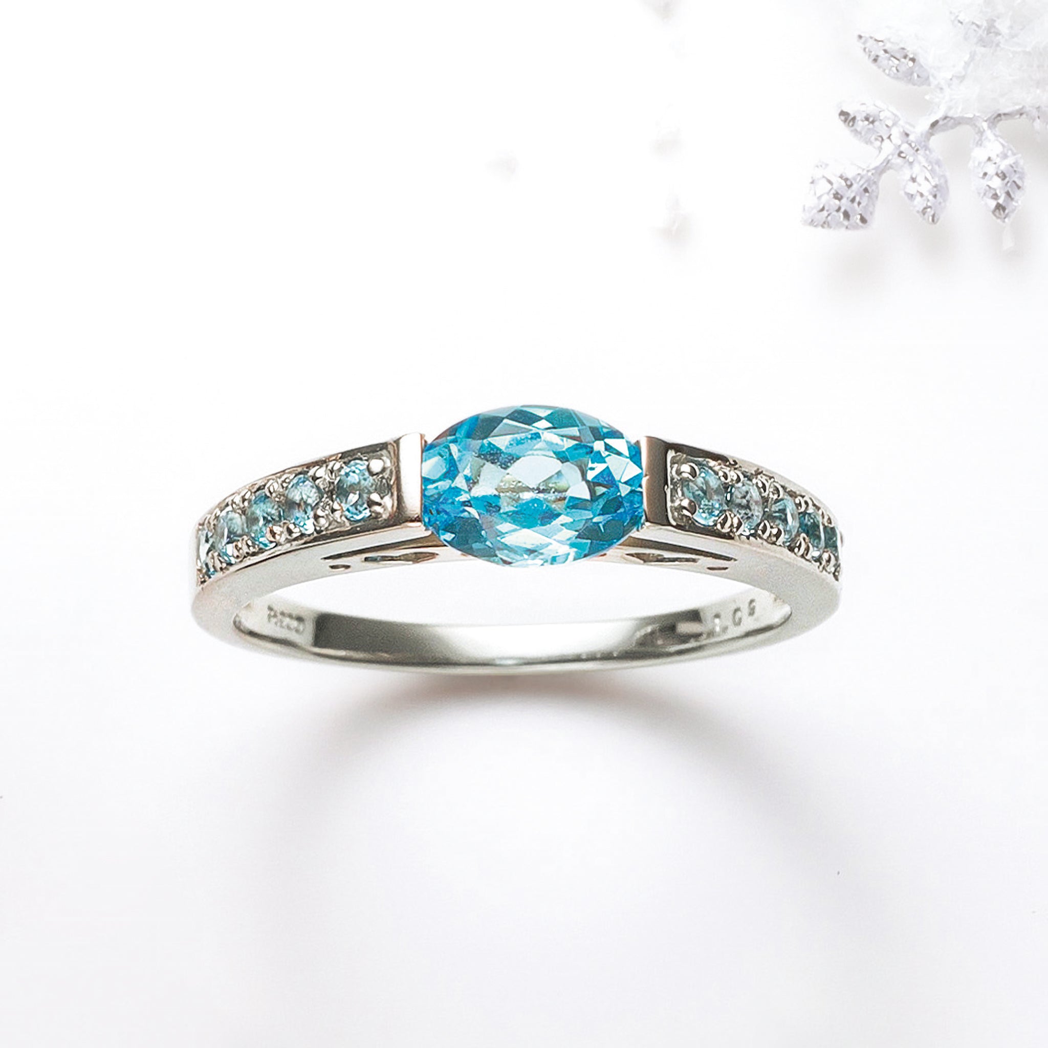 ブルートパーズ プラチナリング(11月誕生石)《25N02305》