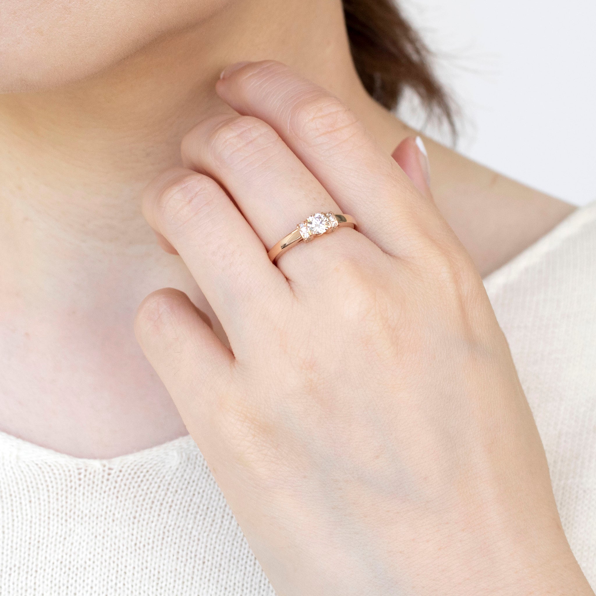 ダイヤモンド K18リング(0.25カラット/ベリーライトブラウン/SIクラス/GOOD/4月誕生石/グレーディングレポート付)《25N02401》