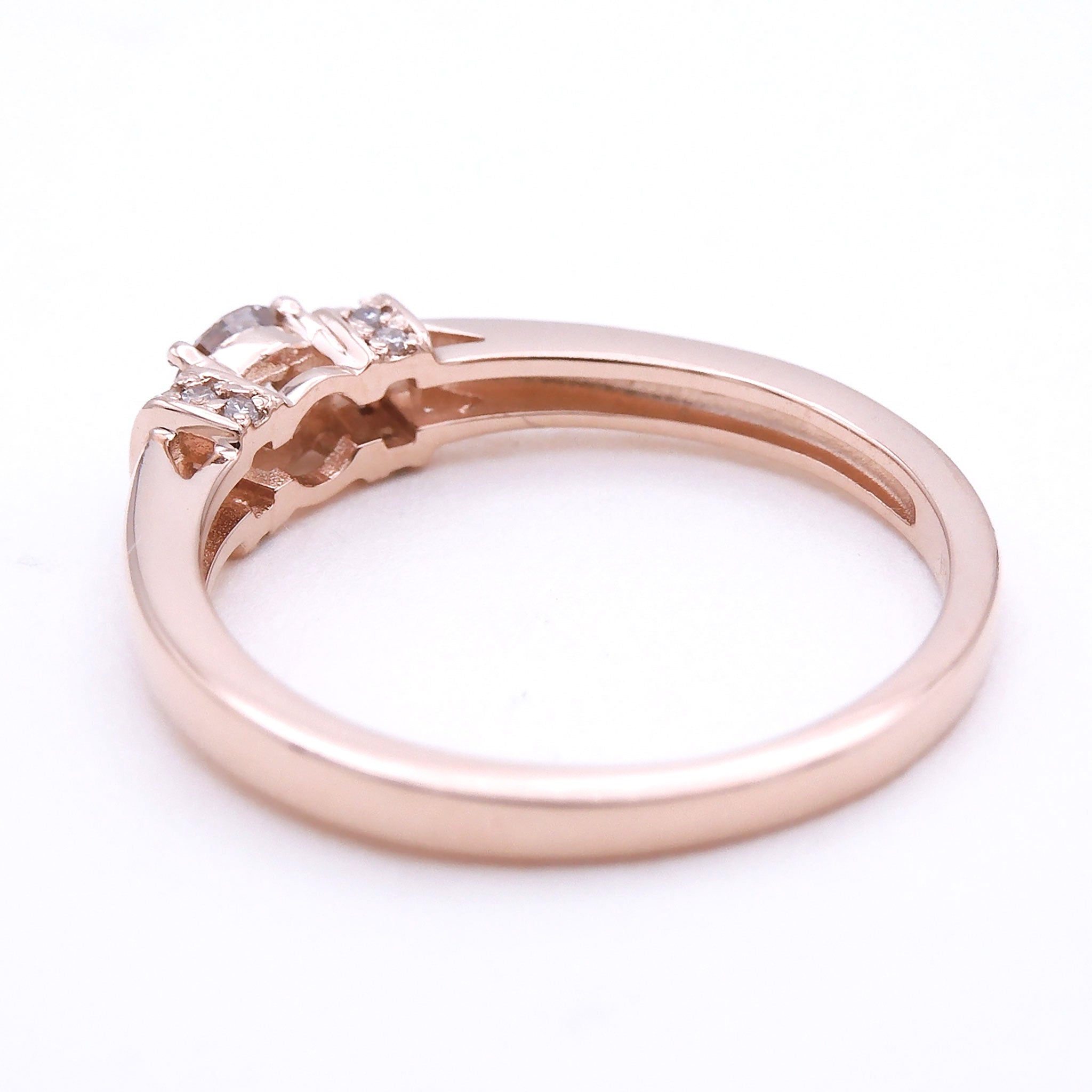 ダイヤモンド K18リング(0.25カラット/ベリーライトブラウン/SIクラス/GOOD/4月誕生石/グレーディングレポート付)《25N02401》