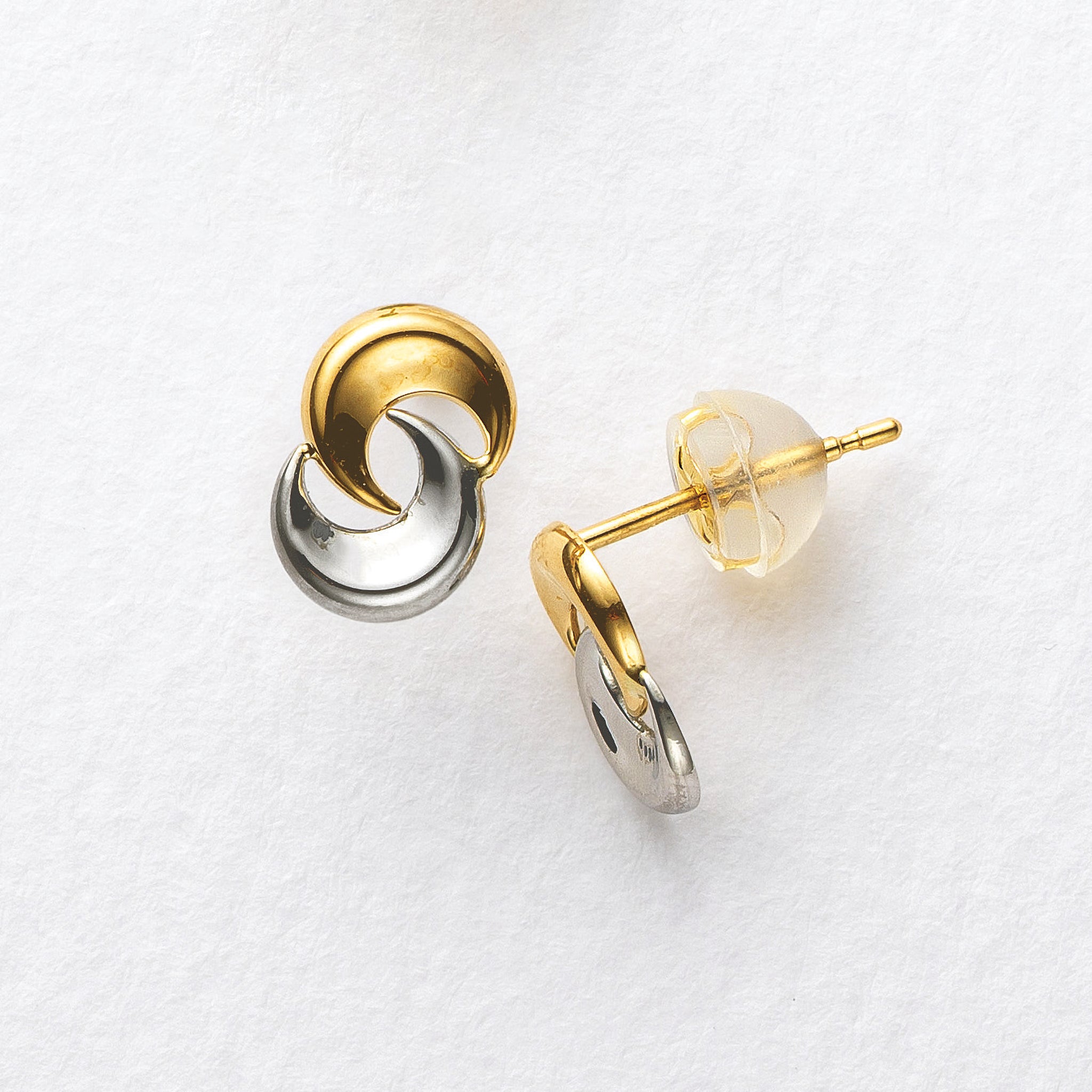 プラチナ/K18ピアス(コンビカラー/三日月モチーフ)《25N02504》