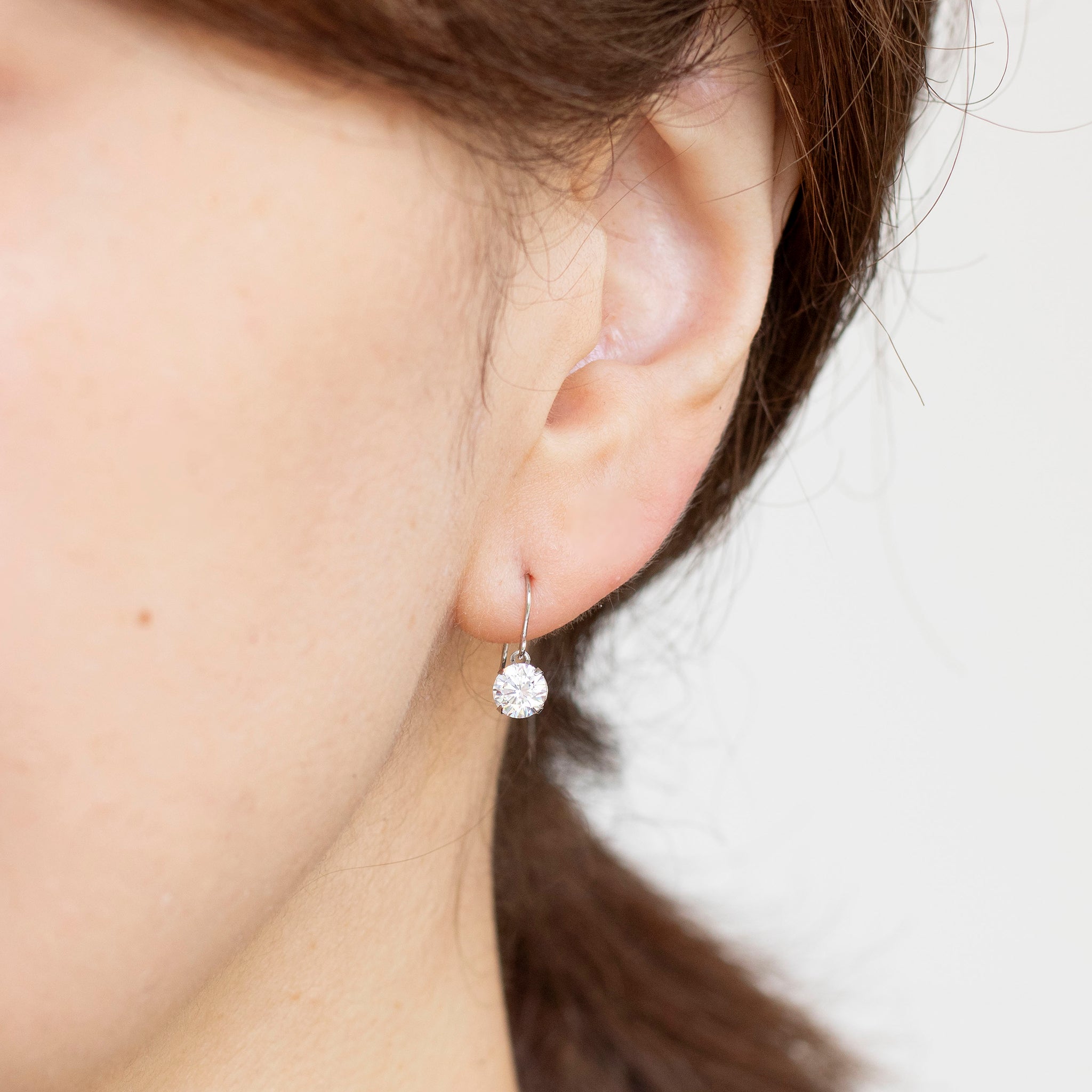 キュービックジルコニア プラチナピアス《25N02507》