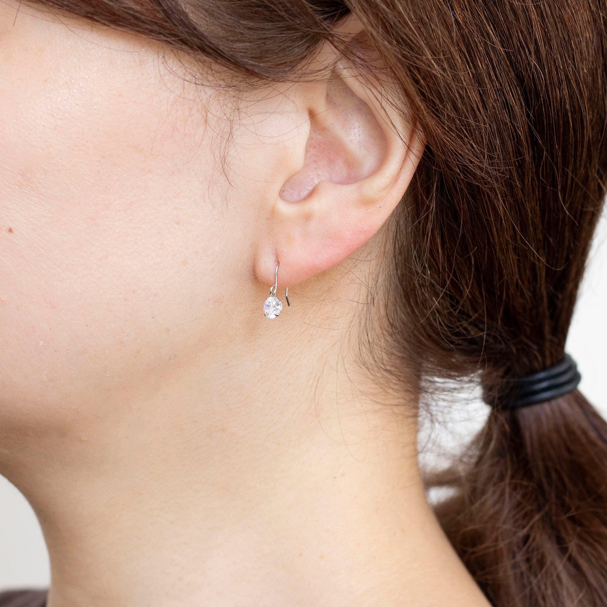 キュービックジルコニア プラチナピアス《25N02507》