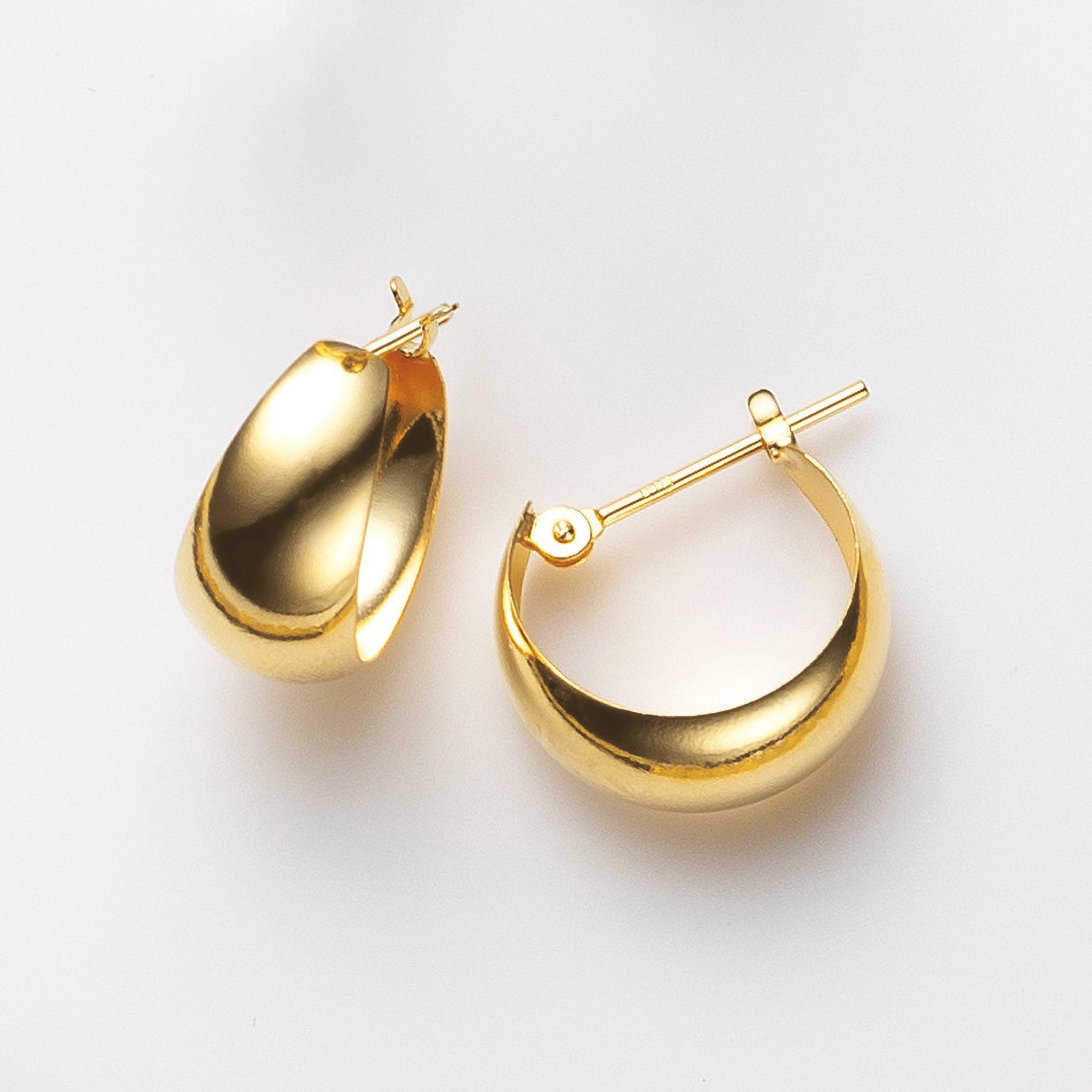 K18ピアス(フープ/月甲丸形)《25N02702》