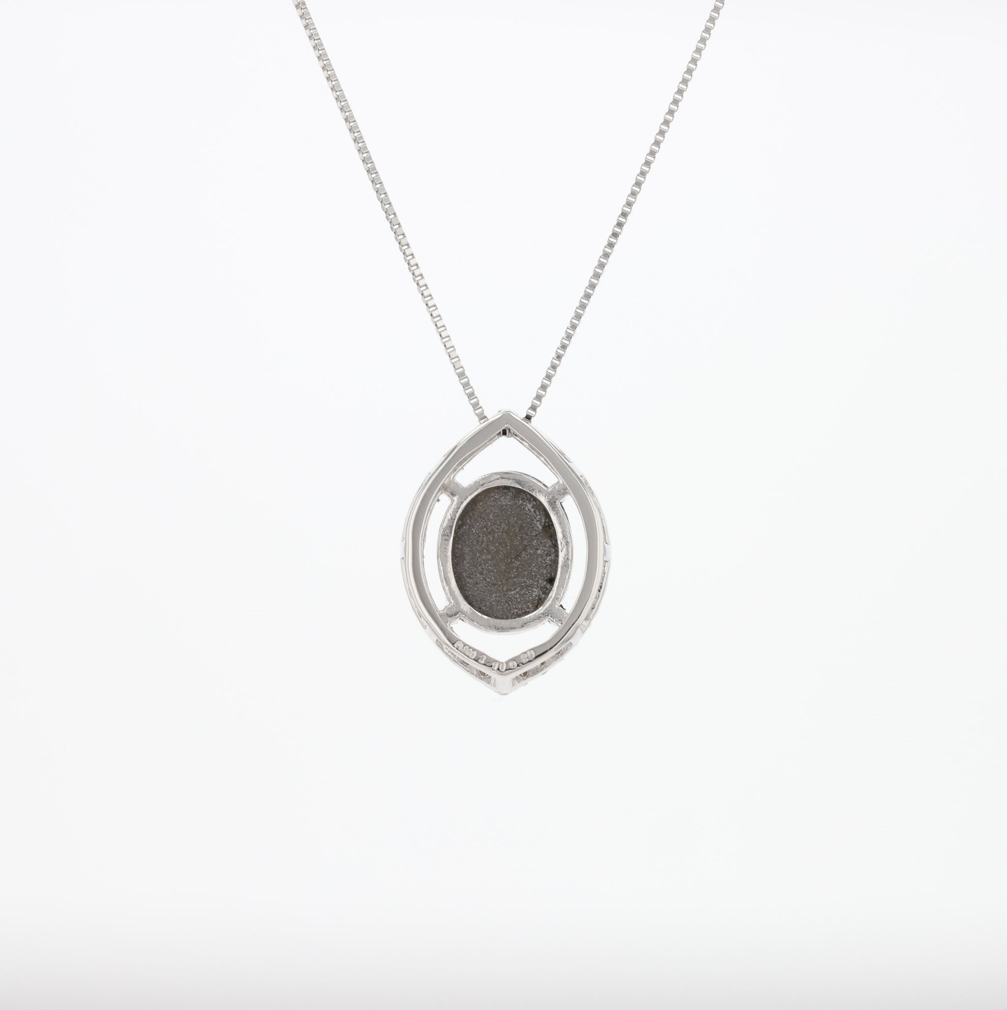 ブラックスターサファイア/ダイヤモンド プラチナネックレス(2.0カラット/9月誕生石)《25N02706》