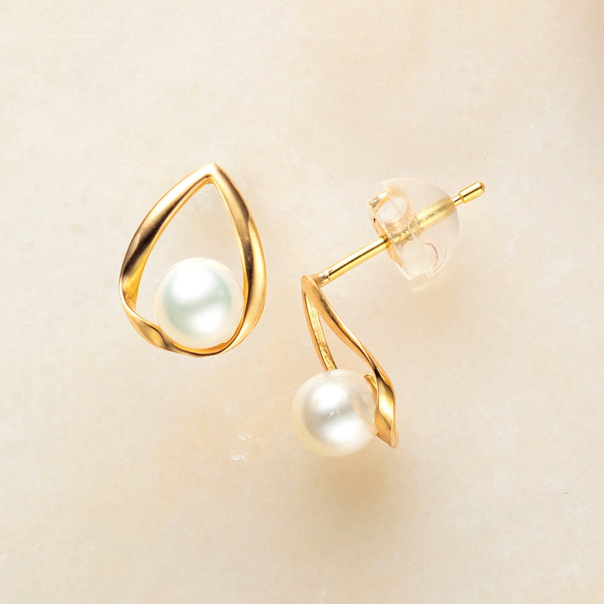 パール K18ピアス(淡水真珠/4mm/6月誕生石)《25N02804》