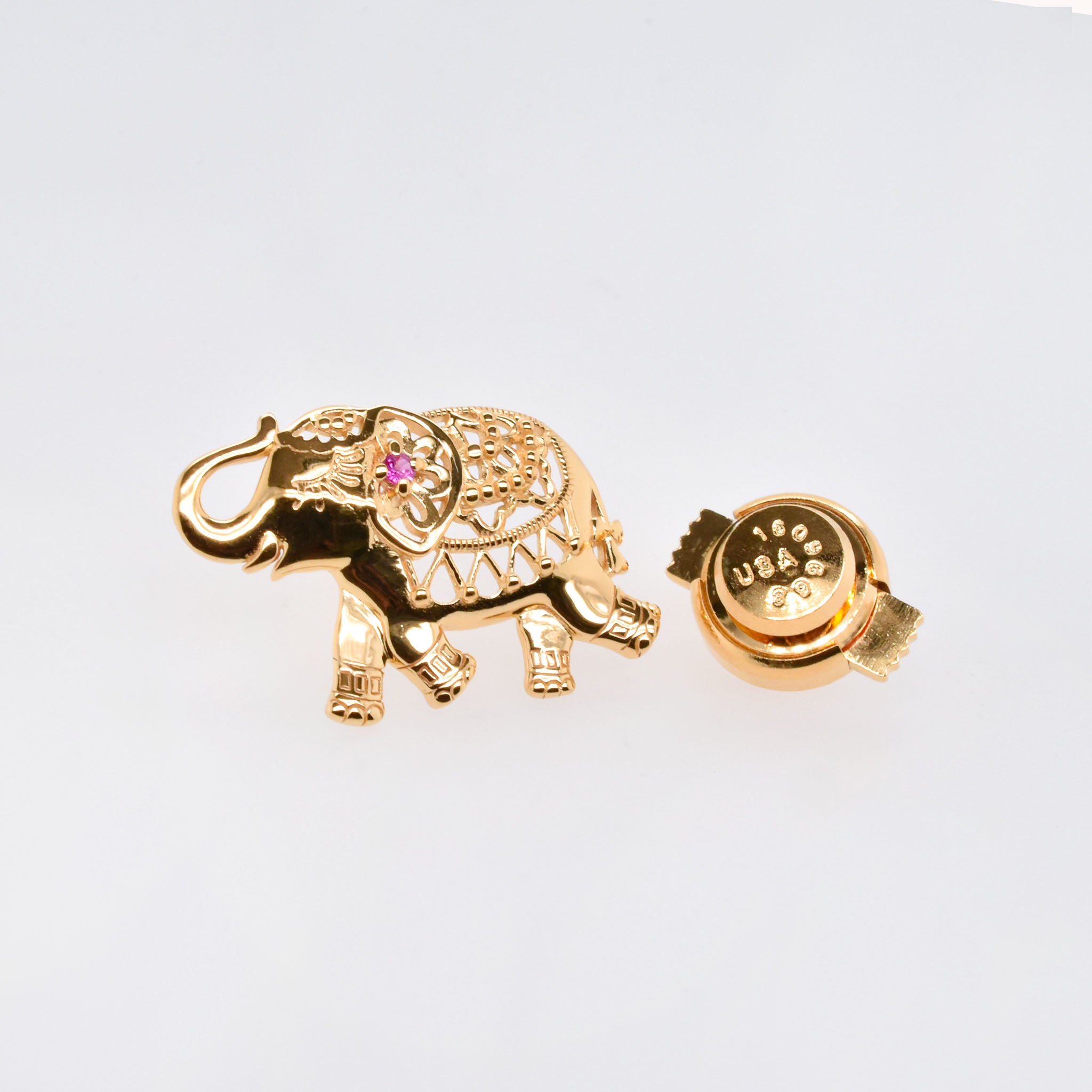 ルビー シルバーブローチ(ゾウモチーフ/7月誕生石)《25N02906》