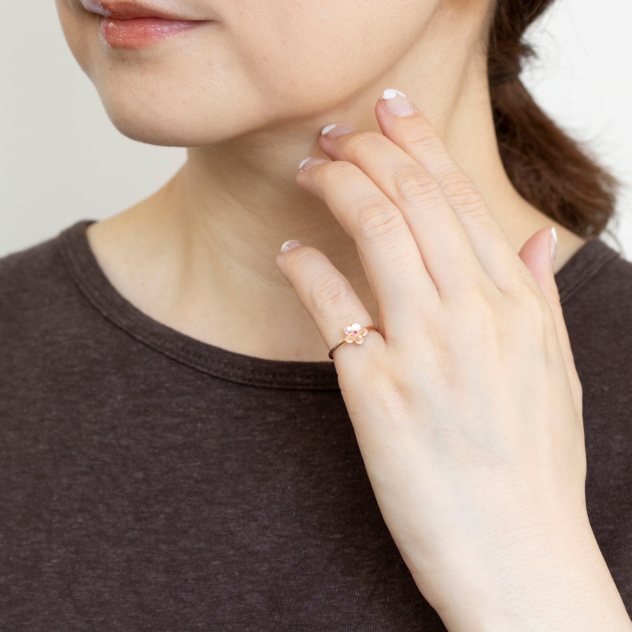 ピンクトルマリン K10ピンキーリング(フラワーモチーフ/10月誕生石)《25N02909》