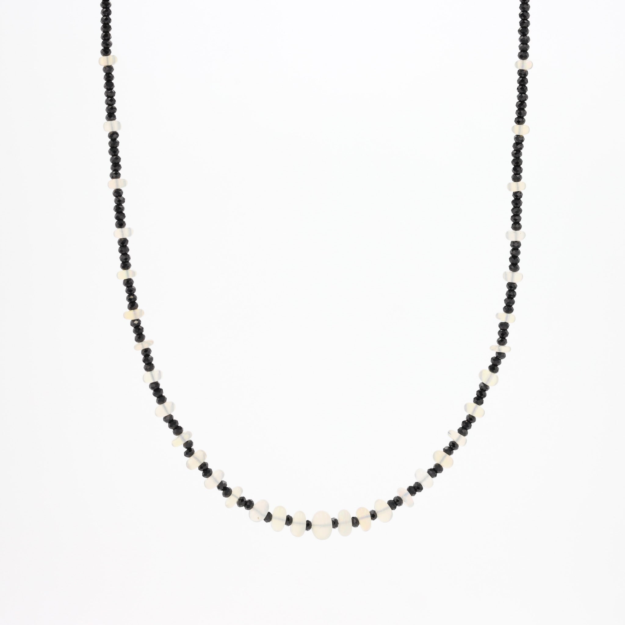 オパール/ブラックスピネル シルバーネックレス(ロング/70cm)《25N03008》