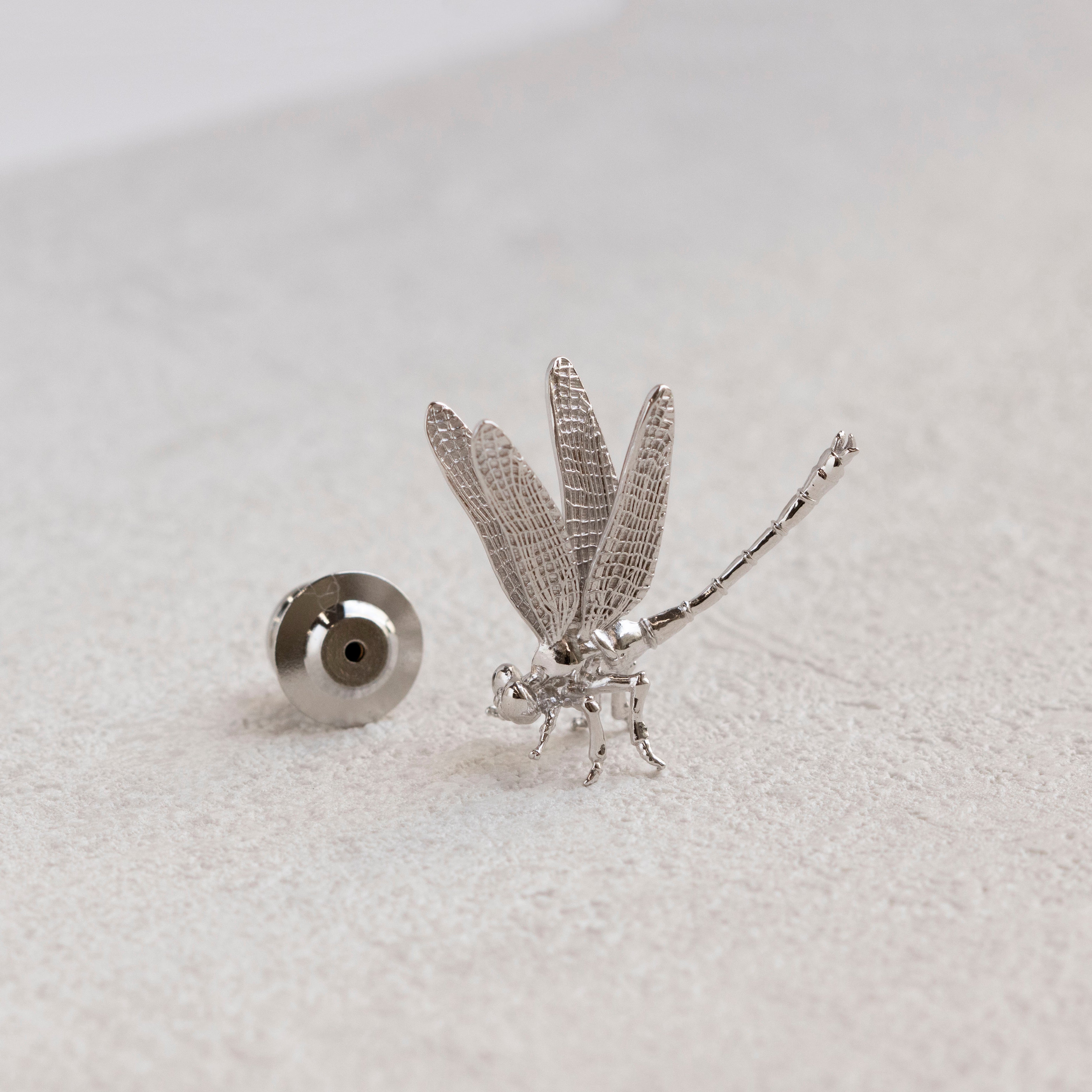 シルバーブローチ(トンボモチーフ)《25N03103》