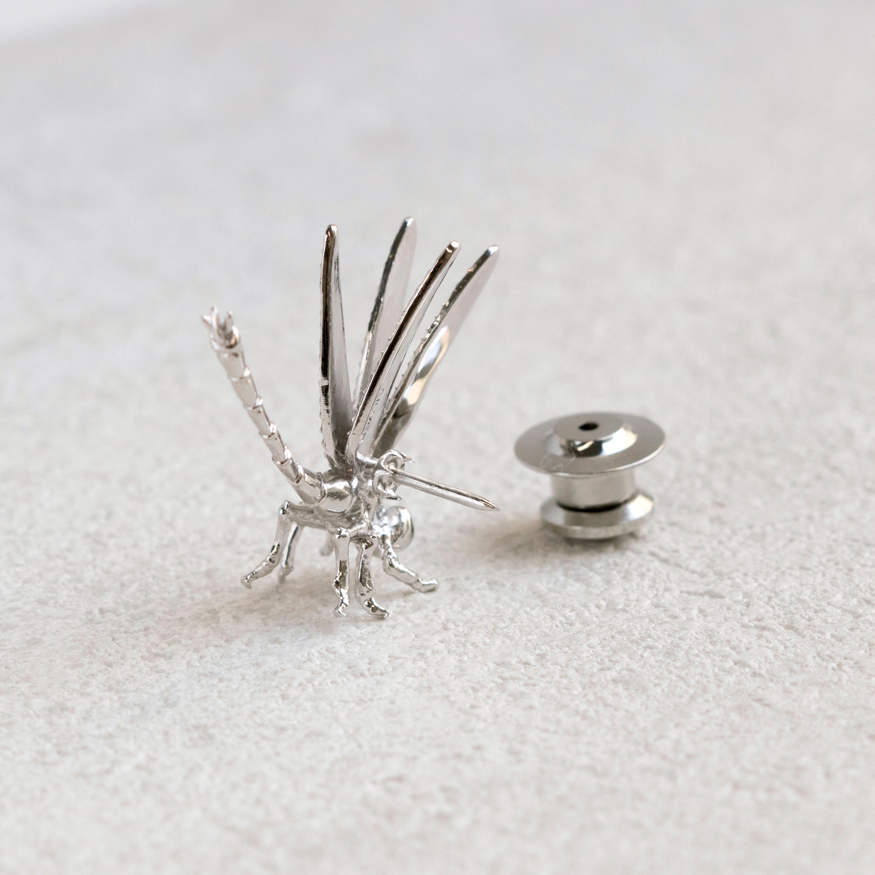 シルバーブローチ(トンボモチーフ)《25N03103》