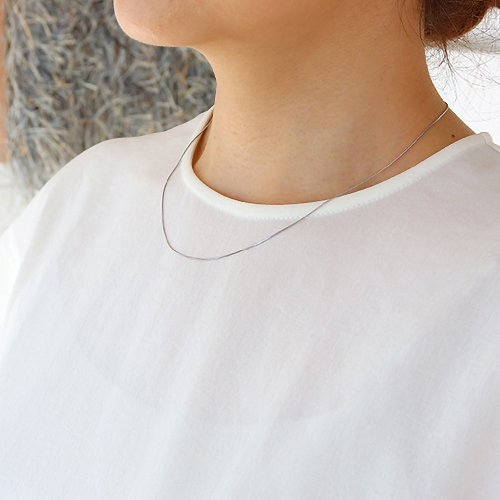 プラチナチェーン(ベネチアン/幅0.6mm/45cm/スライドピン式/「楽わ」付き/フリーアジャスター)《25N03104》