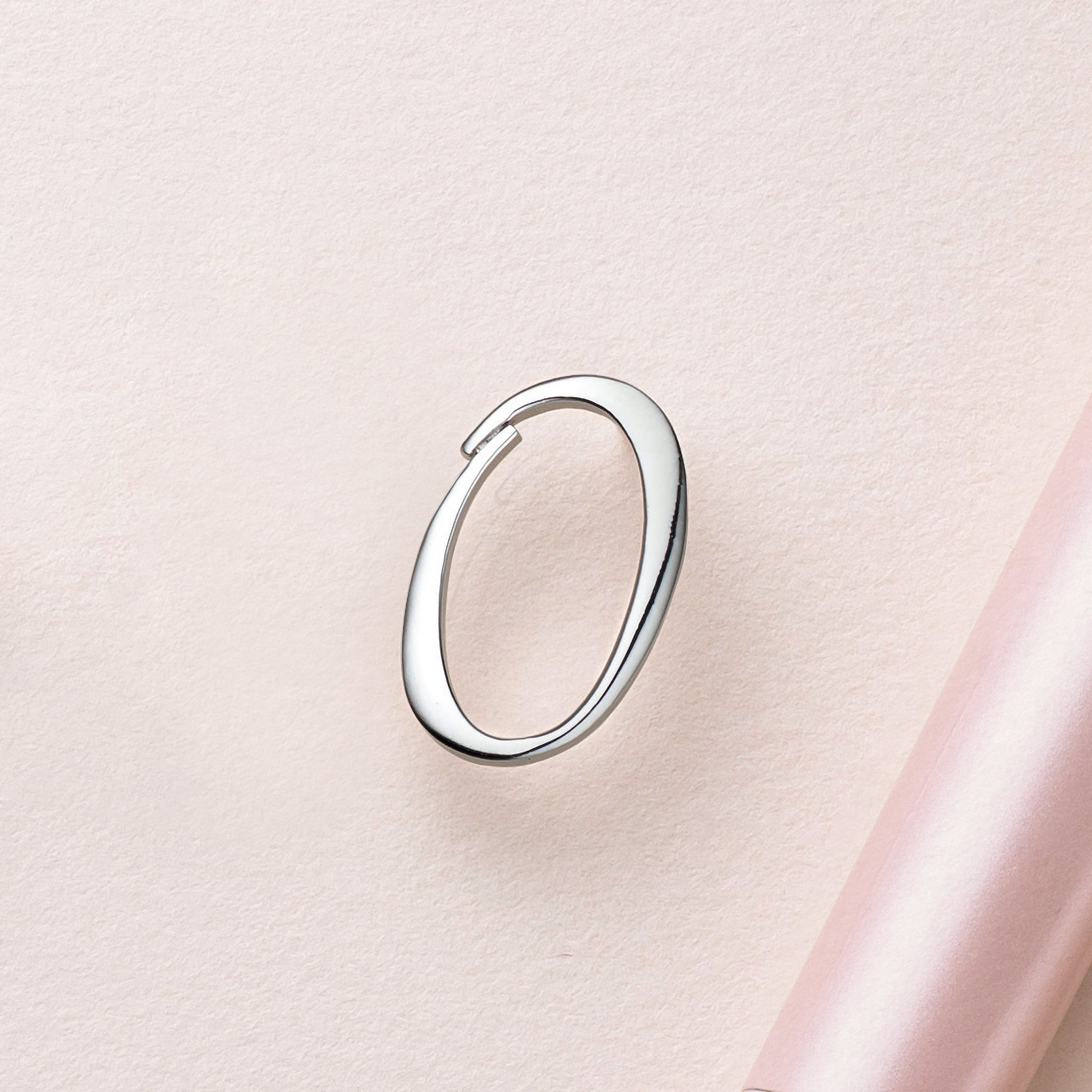 シルバーブローチ(0/数字モチーフ)《25N03606-0》