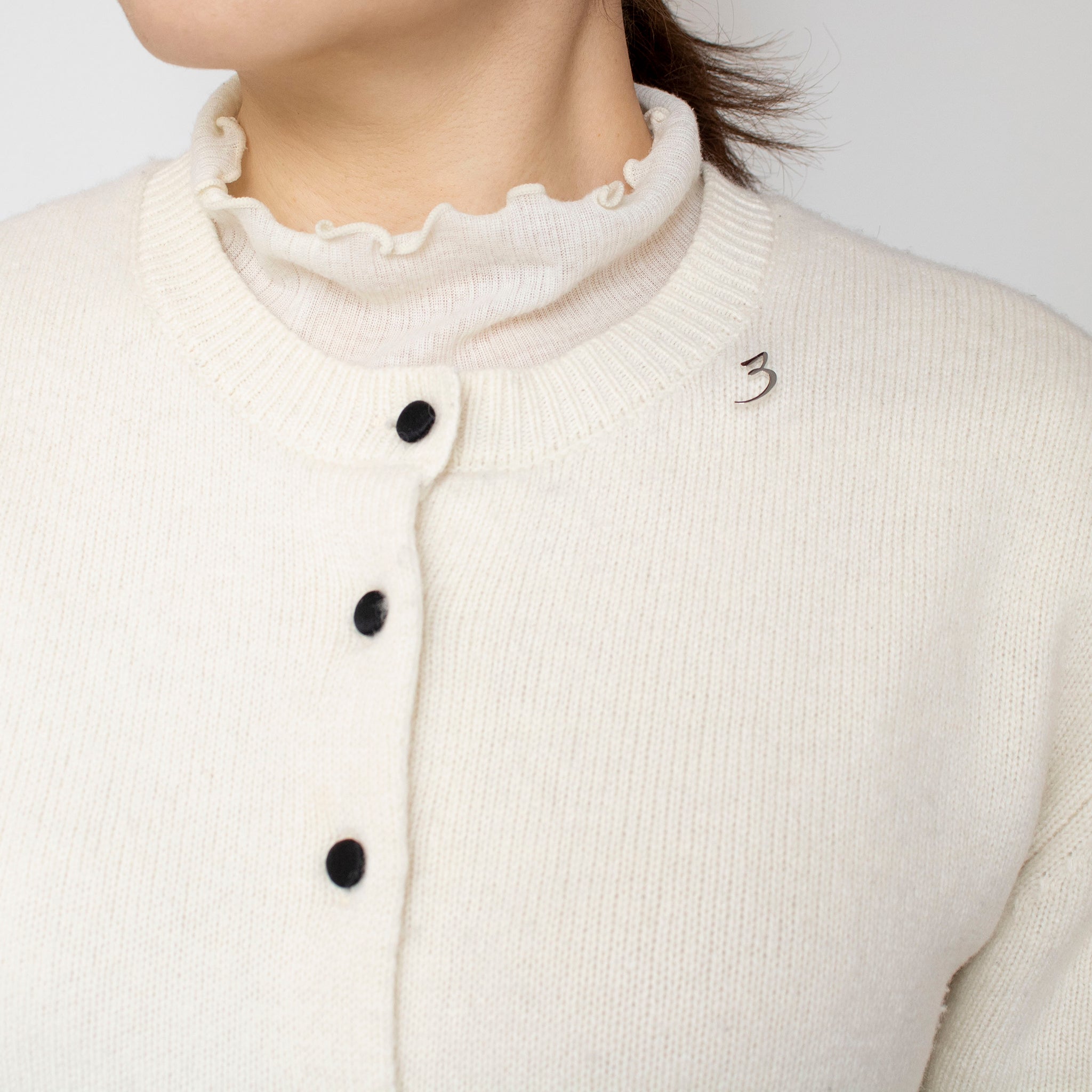 シルバーブローチ(3/数字モチーフ)《25N03606-3》