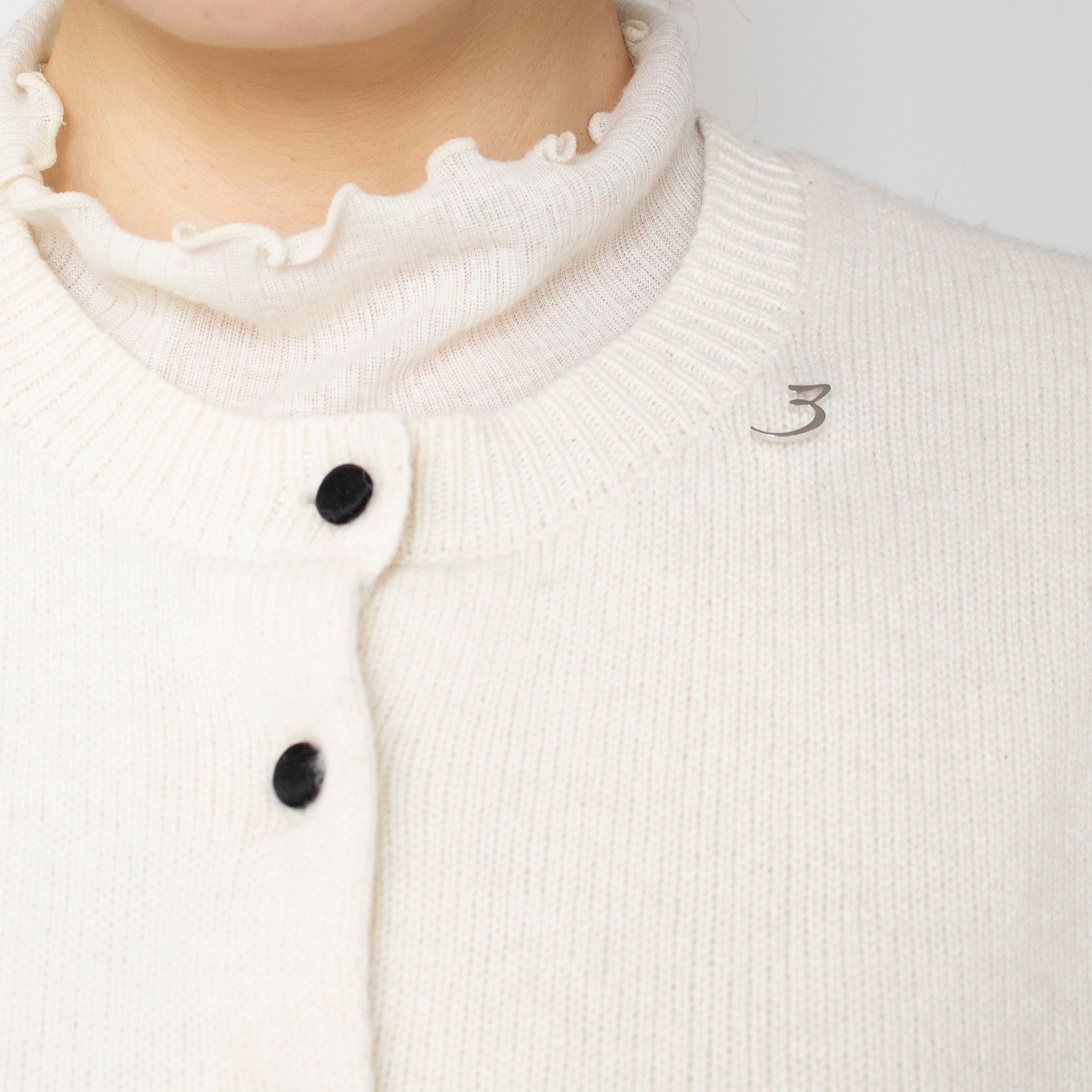 シルバーブローチ(3/数字モチーフ)《25N03606-3》