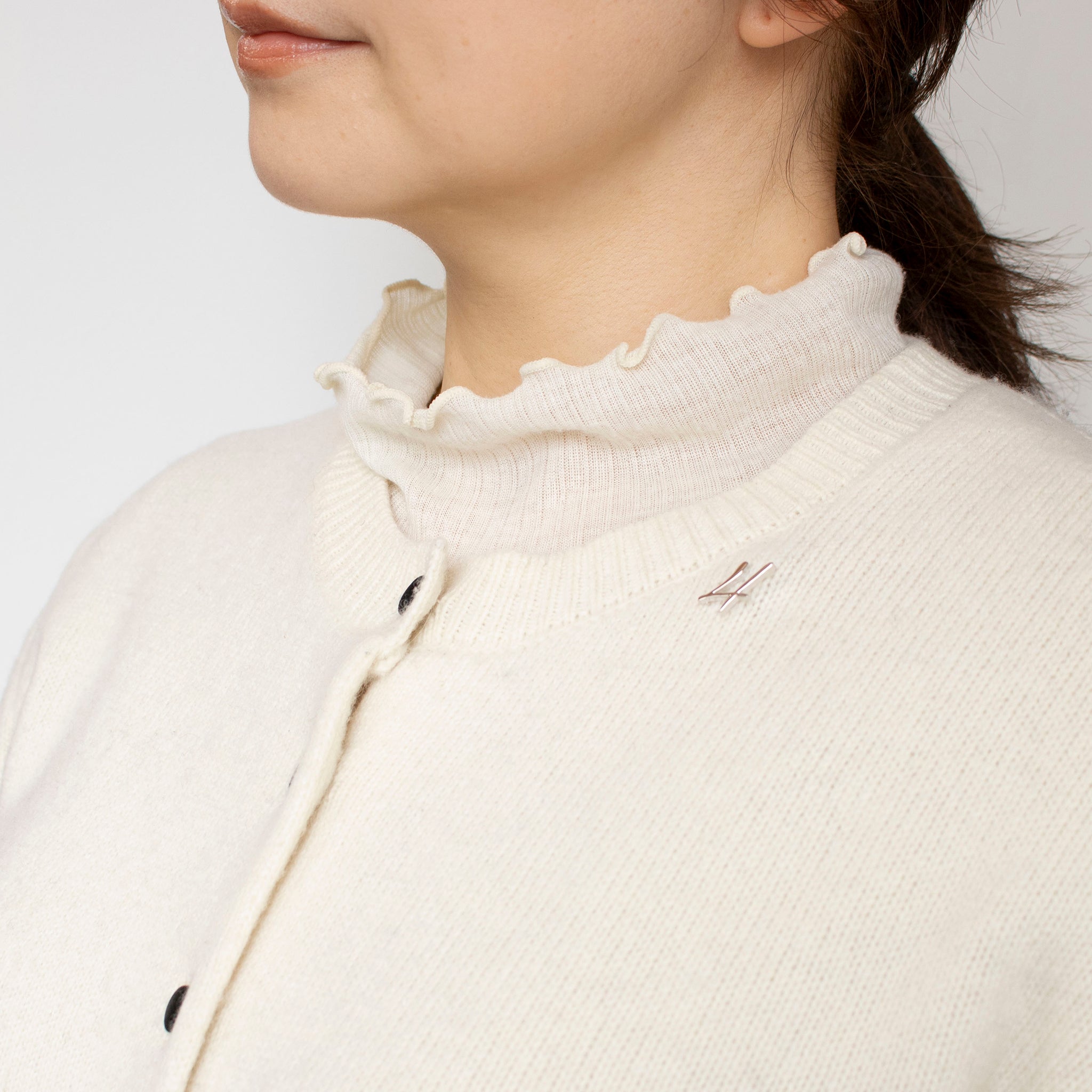 シルバーブローチ(4/数字モチーフ)《25N03606-4》