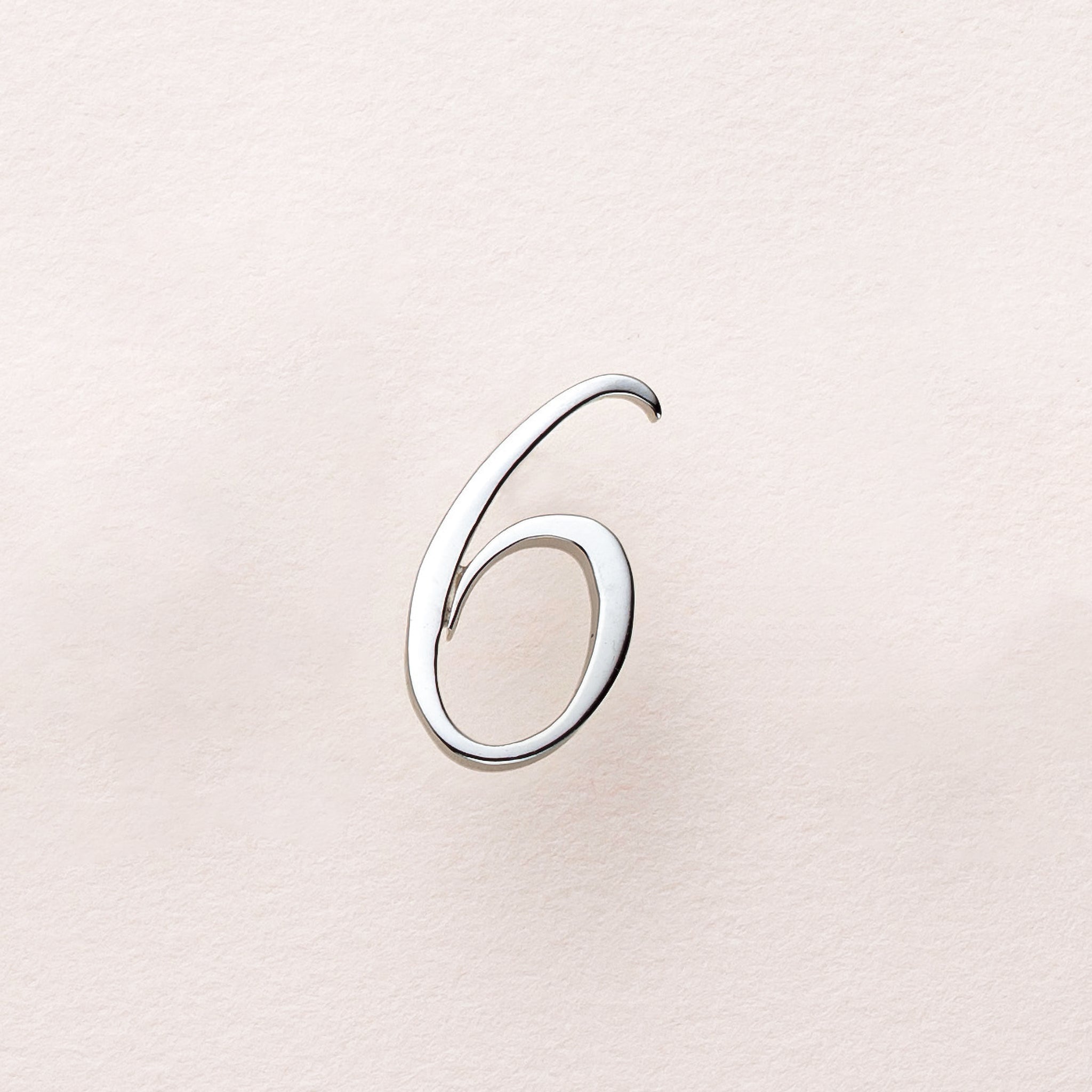 シルバーブローチ(6/数字モチーフ)《25N03606-6》