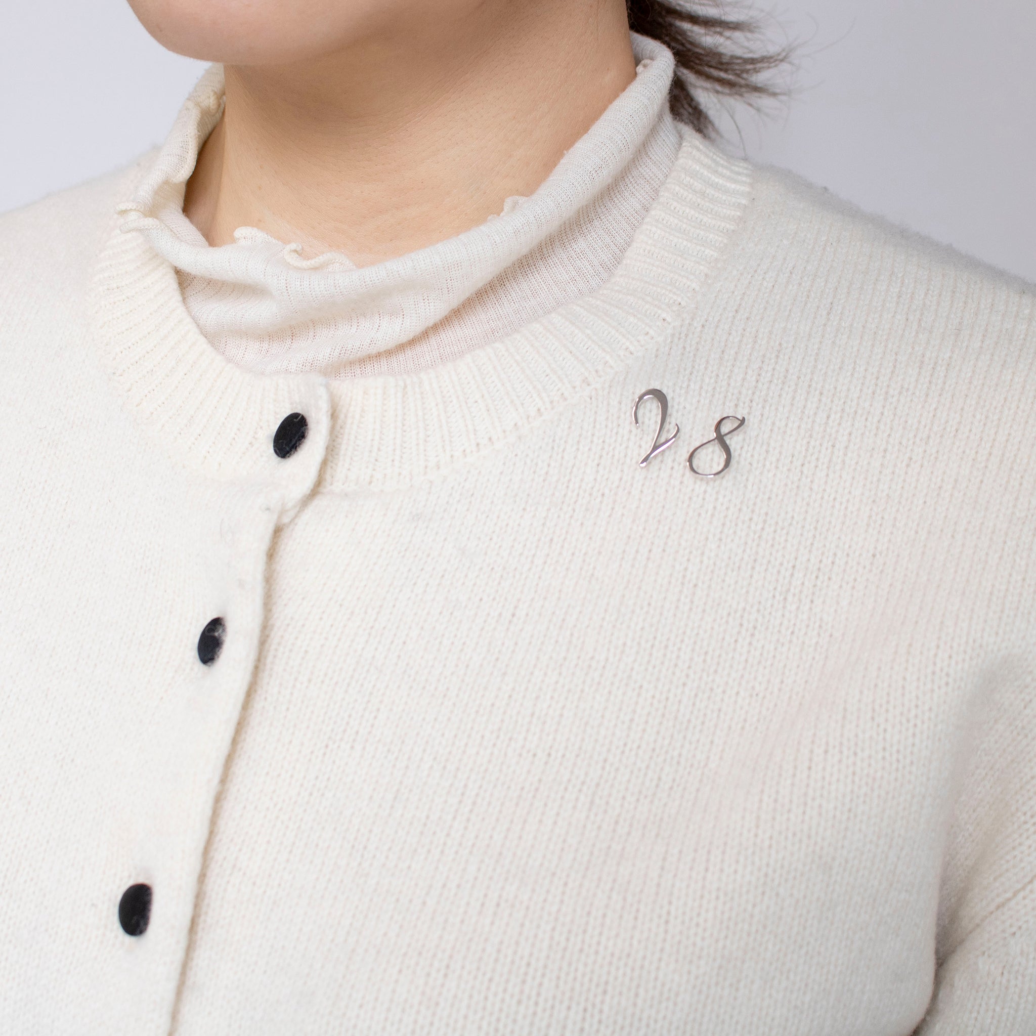 シルバーブローチ(8/数字モチーフ)《25N03606-8》