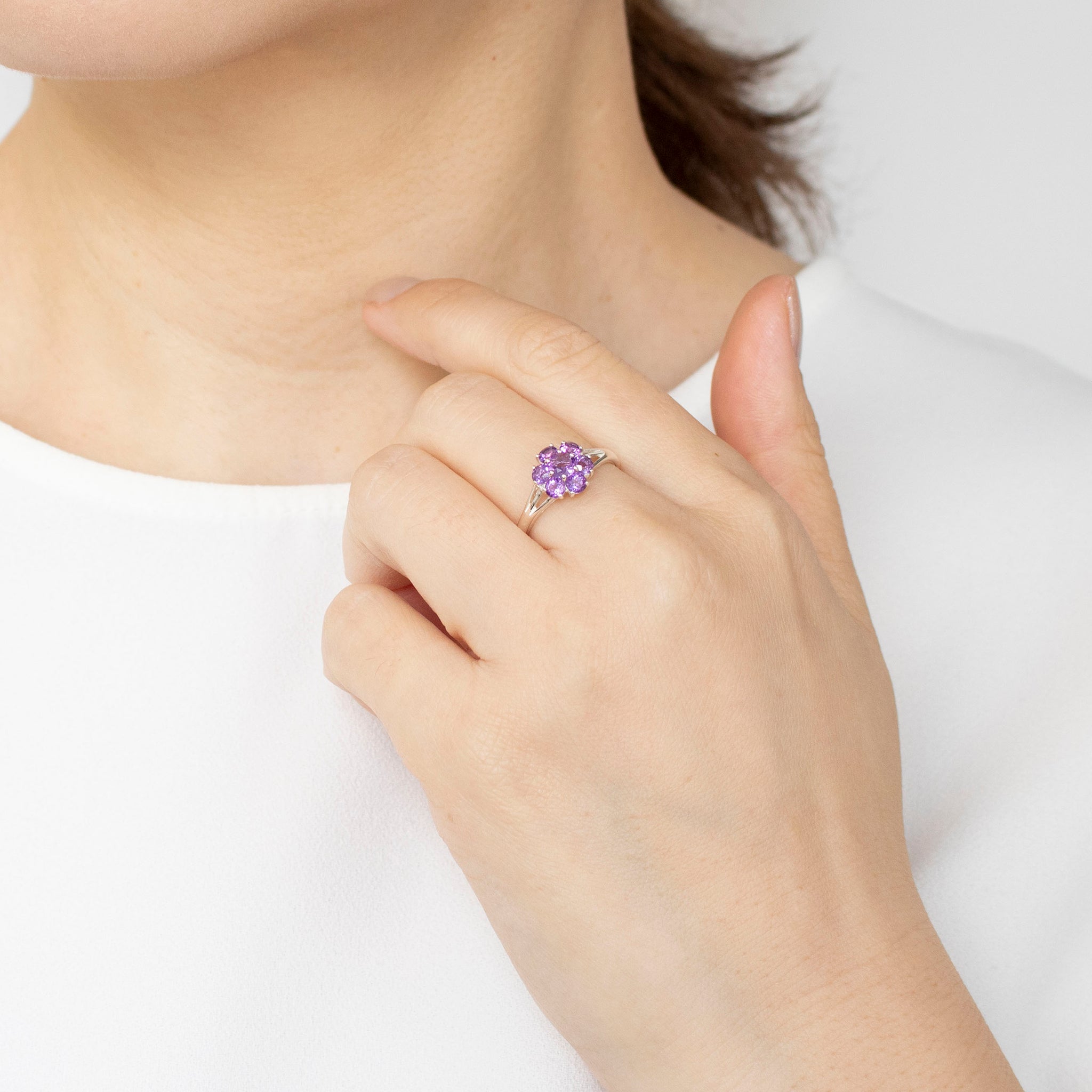 アメシスト シルバーリング(フラワーモチーフ/2月誕生石)《25T10102》