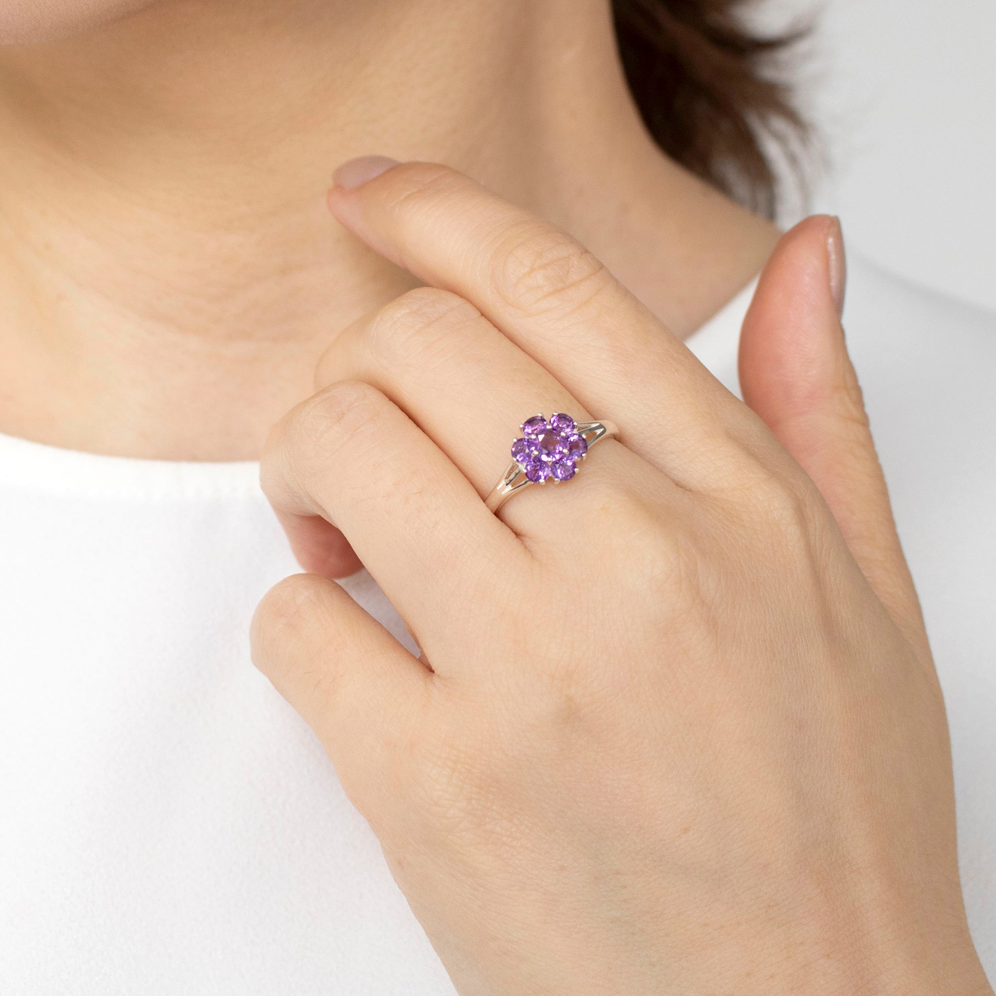 アメシスト シルバーリング(フラワーモチーフ/2月誕生石)《25T10102》