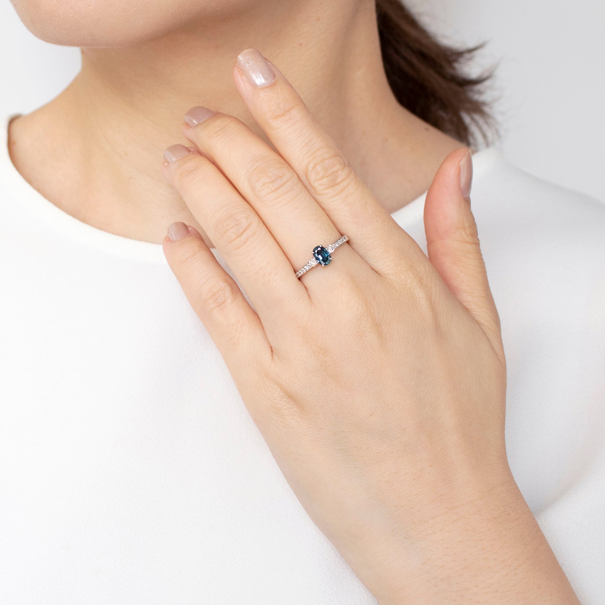 【限定1点】ティールカラーサファイア/ダイヤモンド プラチナリング(9月誕生石/鑑別書付き)《25T10111》