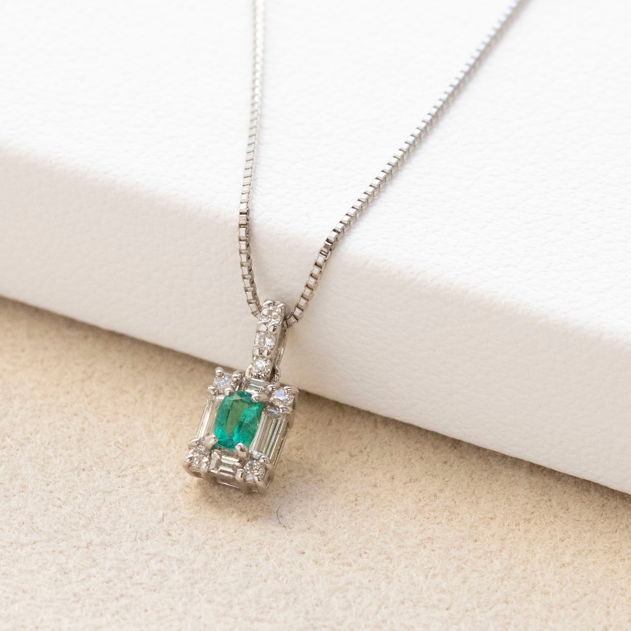 【限定1点】グリーンアウイナイト/ダイヤモンド プラチナネックレス(鑑別書付き)《25T10119》