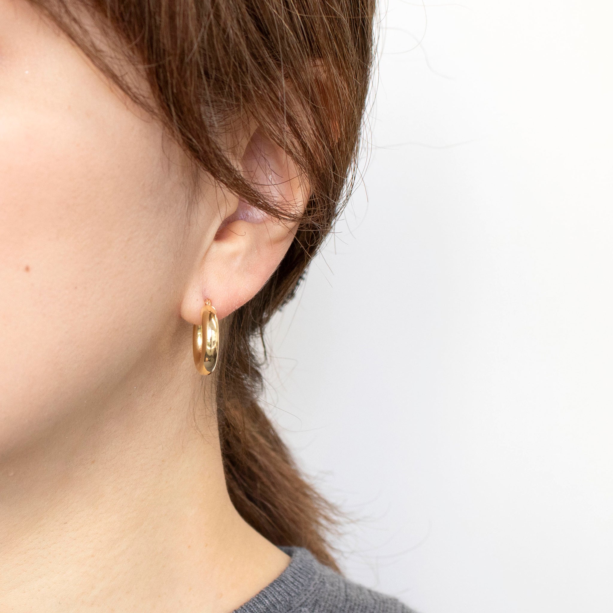 K18ピアス(フープ/イタリア製)《25T10129》