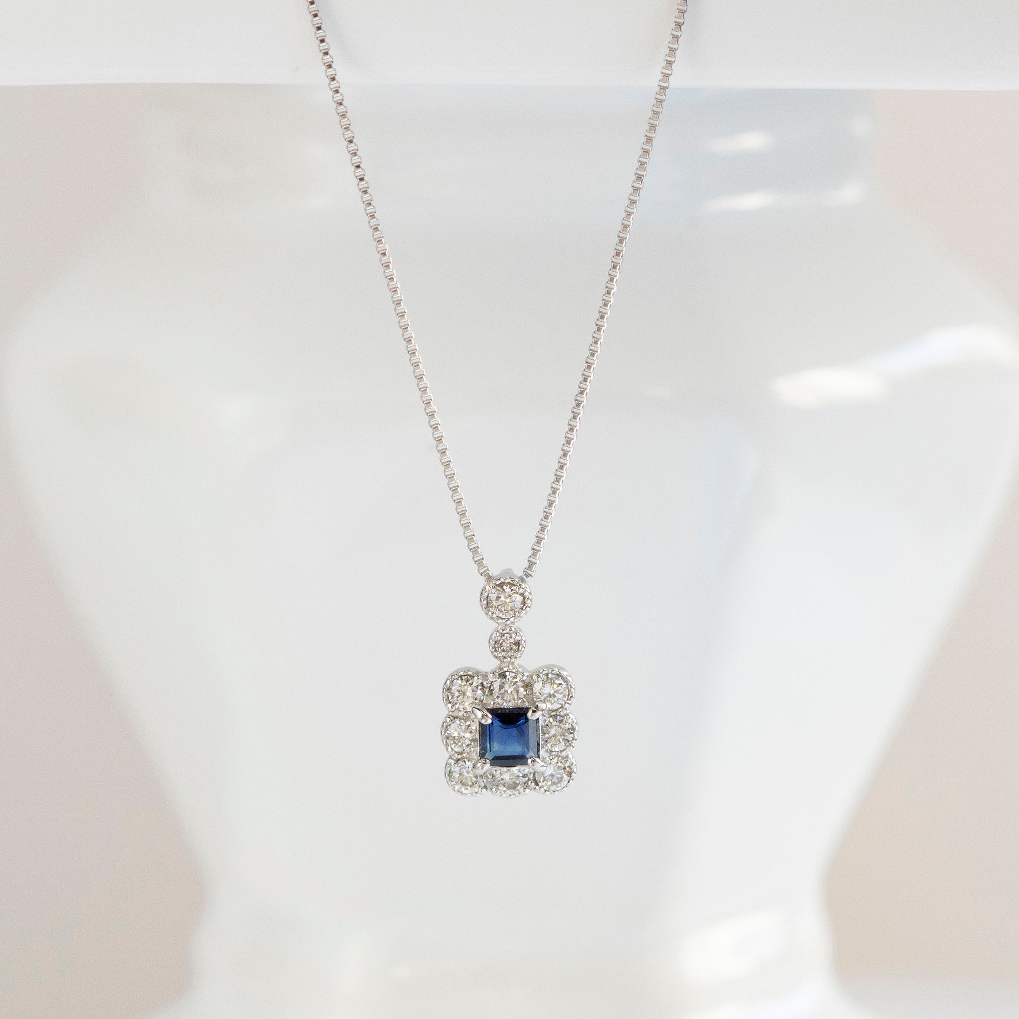 【限定1点】サファイア/ダイヤモンド プラチナネックレス(スクエアカット/9月誕生石)《25T10140》