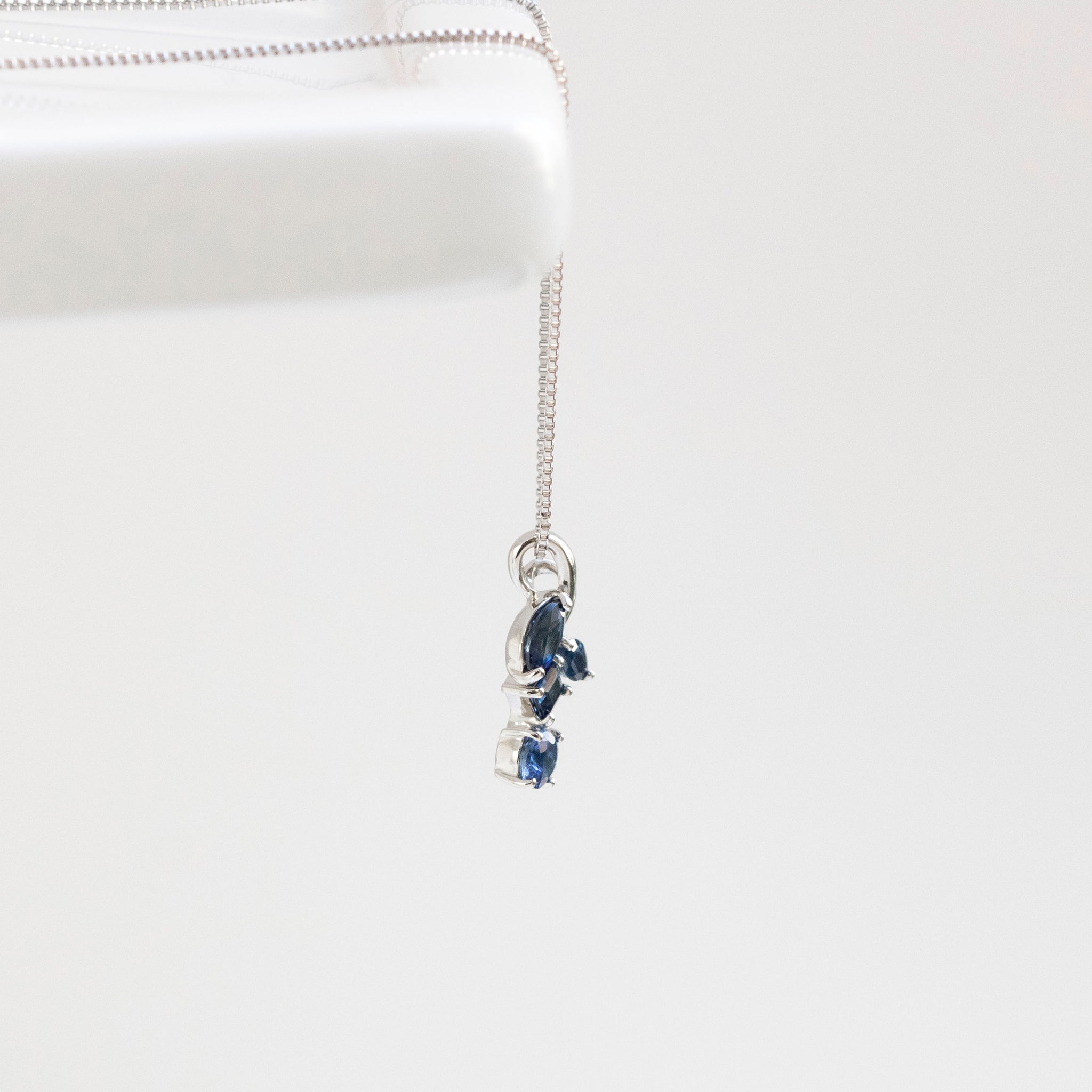 【限定1点】サファイア プラチナネックレス(9月誕生石)《25T10141》
