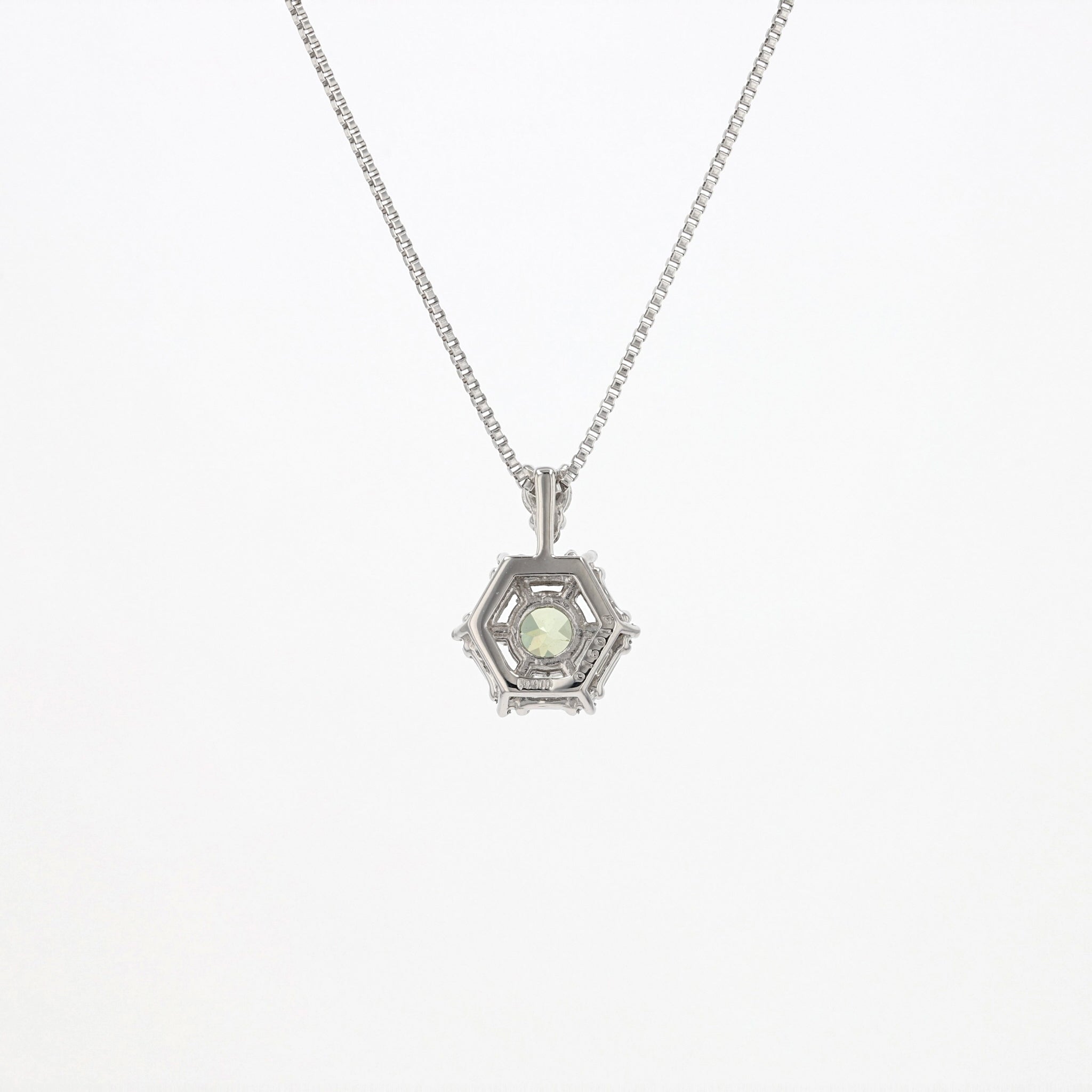 【限定1点】スフェーン/ダイヤモンド プラチナネックレス(8月誕生石)《25T10143》