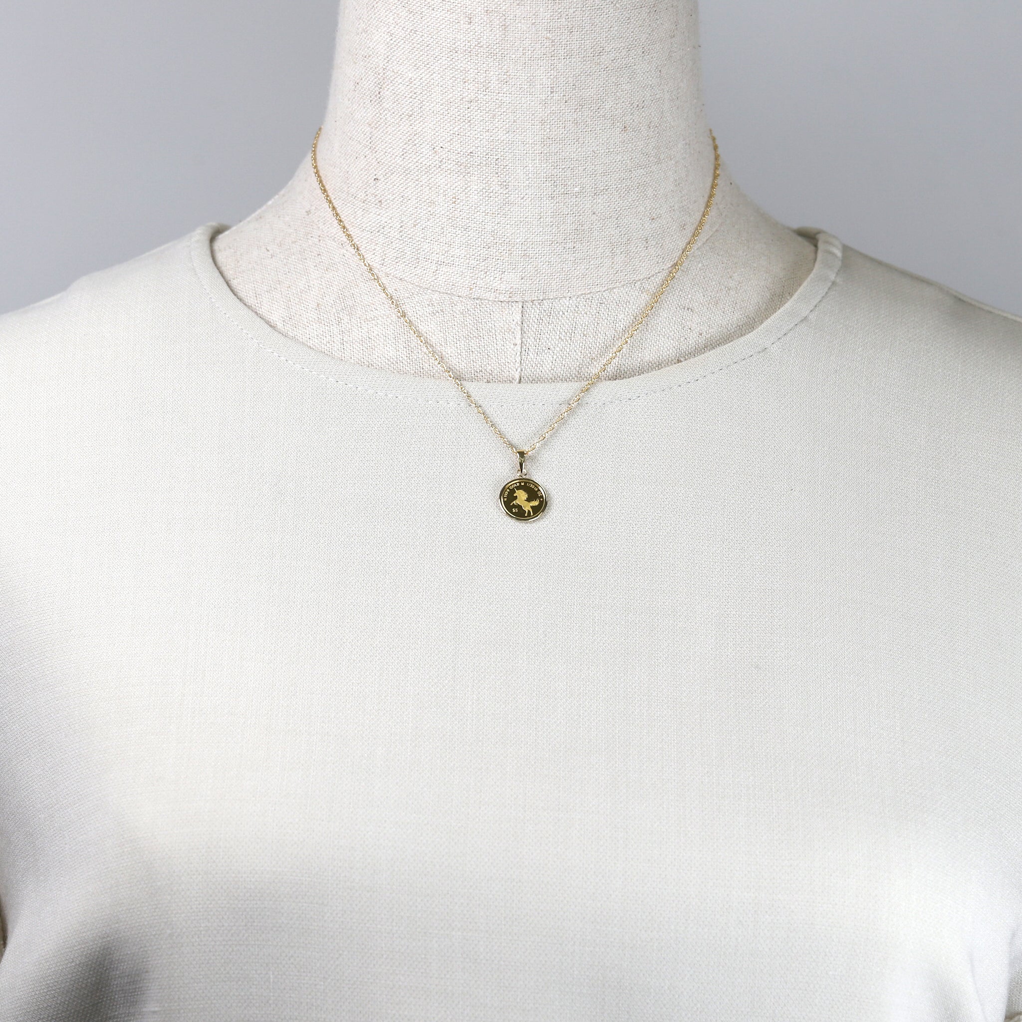 【限定1点】K24/K18 ペンダントトップ(純金/コイン/ユニコーンモチーフ/1/30oz)《25T10144》