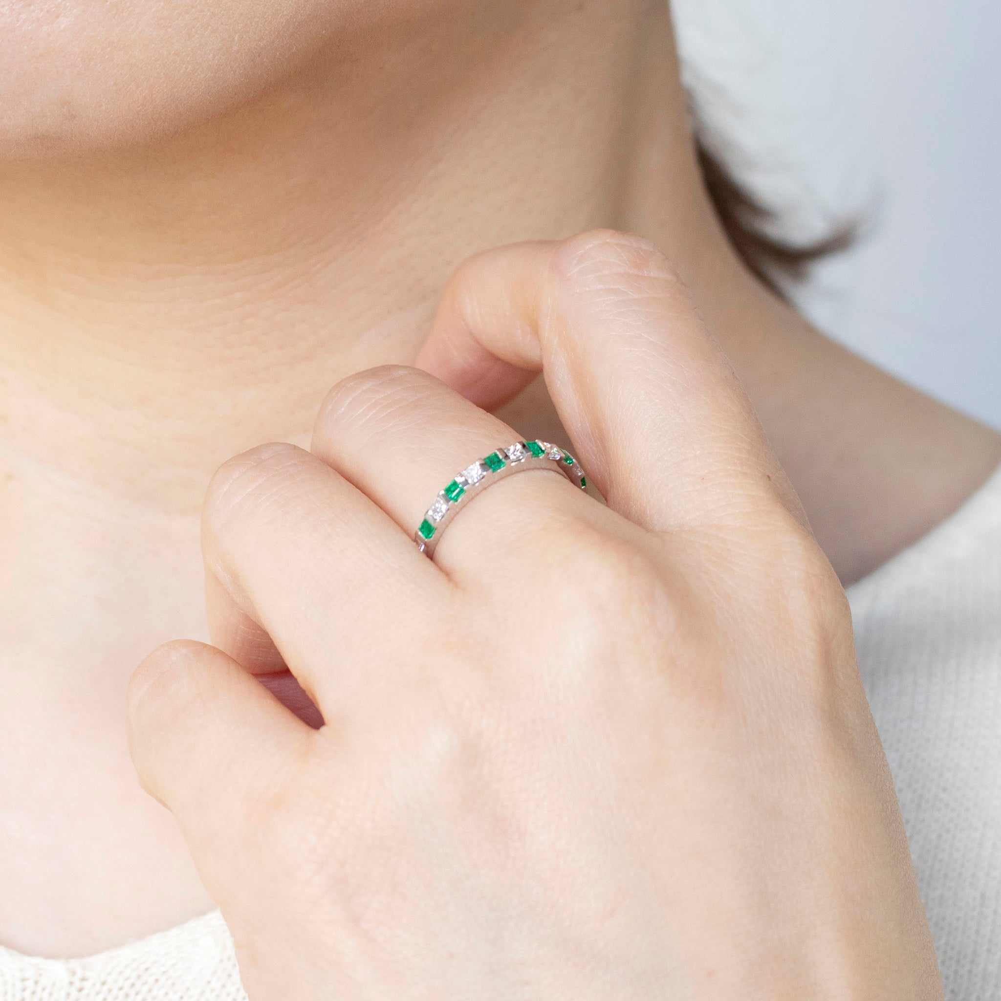 エメラルド/ダイヤモンド K18リング(プリンセスカット/5月誕生石)《25T10150》