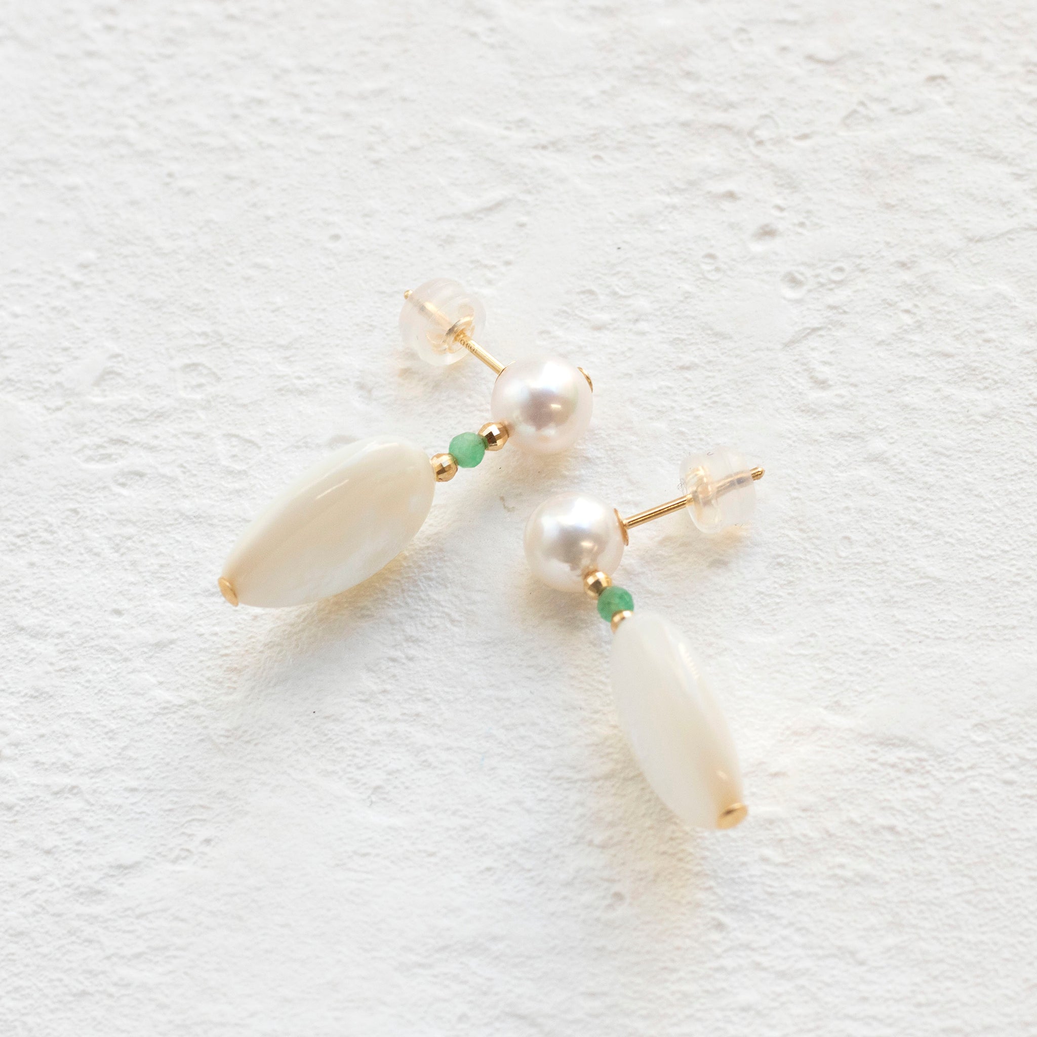 【限定7点】シェル/パール K18ピアス(アコヤ真珠)《25T10153》