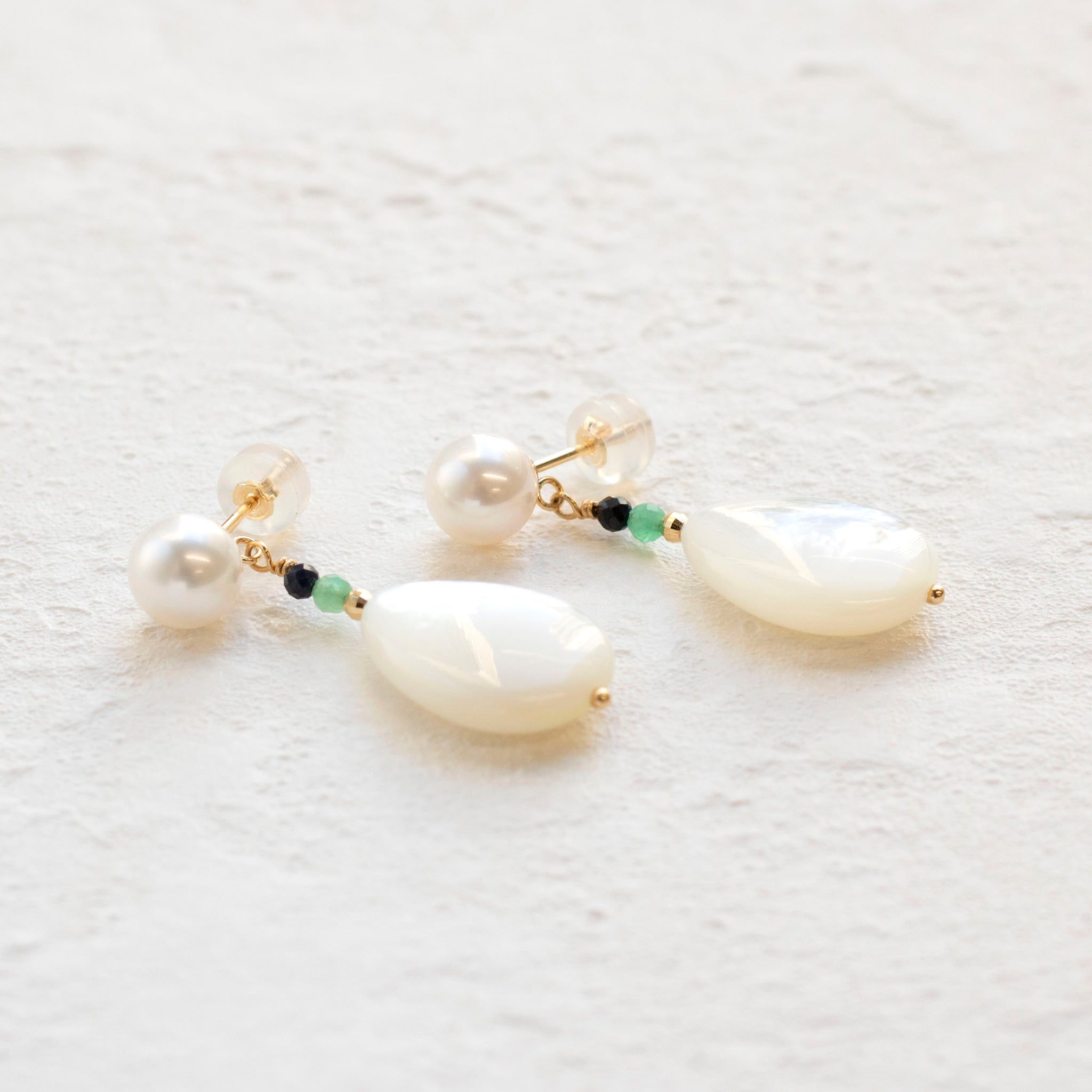 【限定7点】シェル/パール K18ピアス(アコヤ真珠)《25T10154》