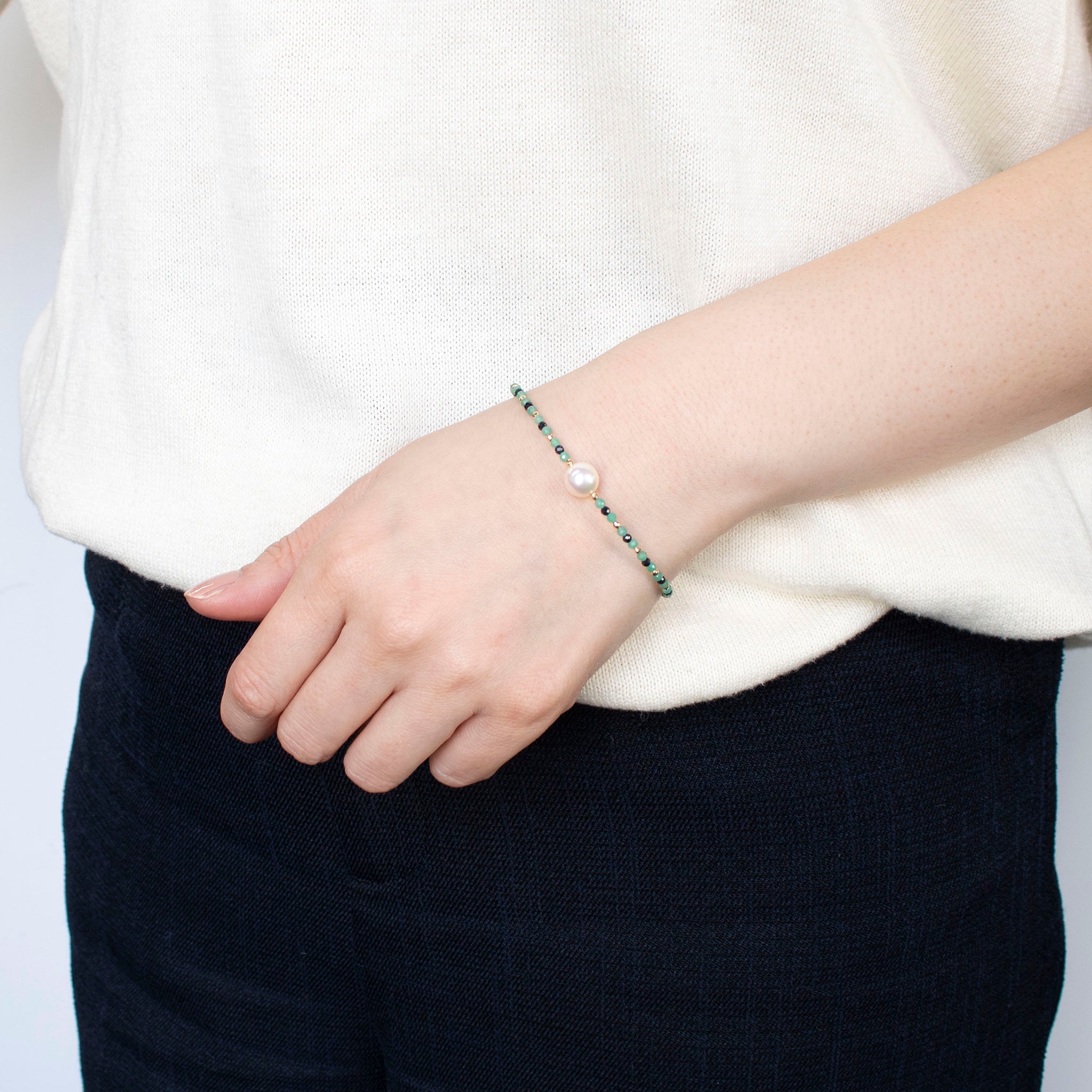 【限定10点】パール/エメラルド/サファイア K18ブレスレット(アコヤ真珠/8mm)《25T10155》