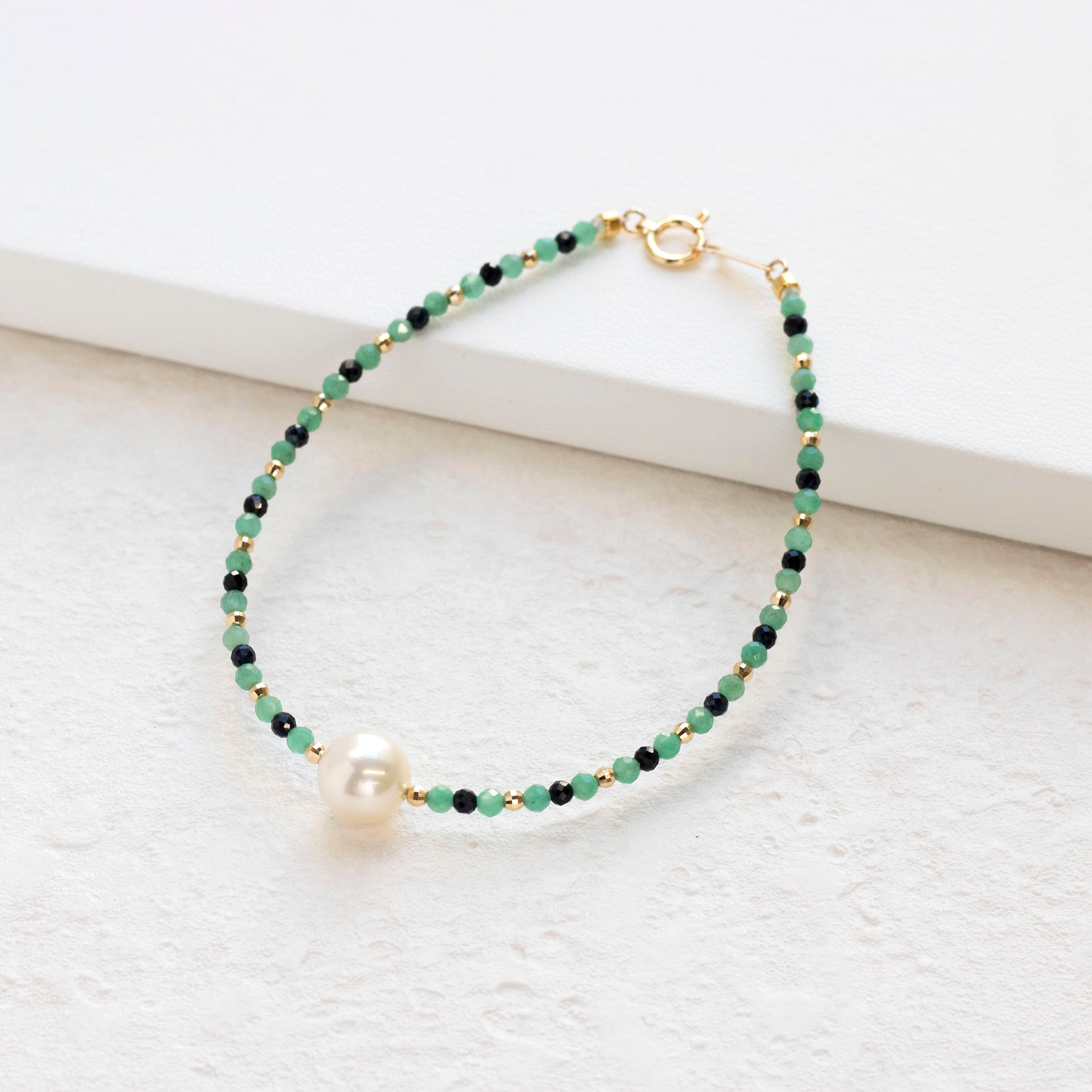 【限定10点】パール/エメラルド/サファイア K18ブレスレット(アコヤ真珠/8mm)《25T10155》
