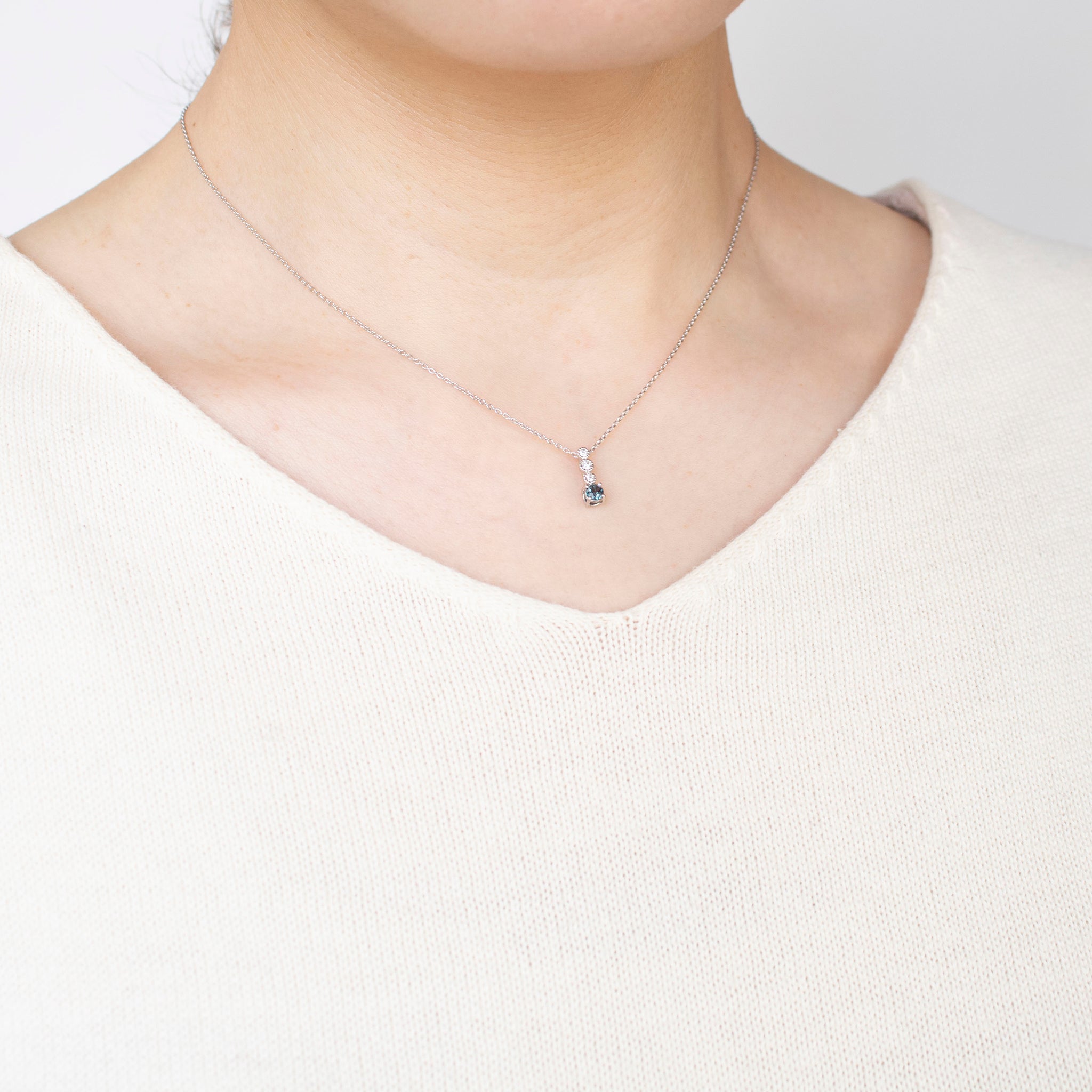 【限定1点】アレキンサンドライト/ダイヤモンド プラチナネックレス(ミル打ち風/6月誕生石/鑑別書付き)《25T10169》