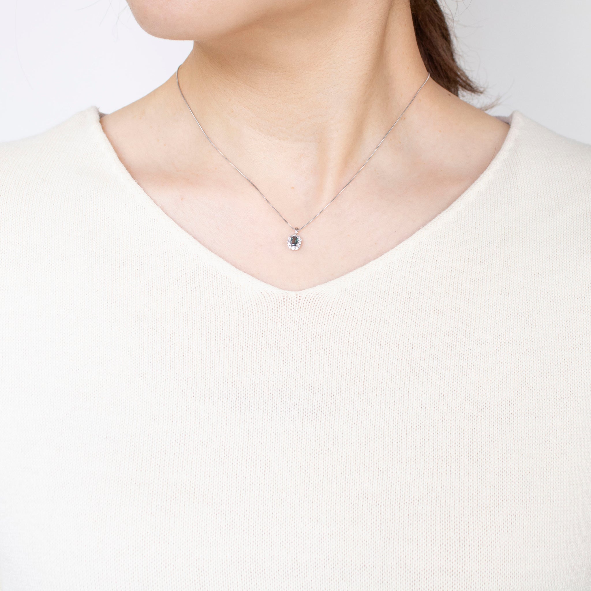 【限定1点】アレキンサンドライト/ダイヤモンド プラチナネックレス(6月誕生石/鑑別書付き)《25T10170》